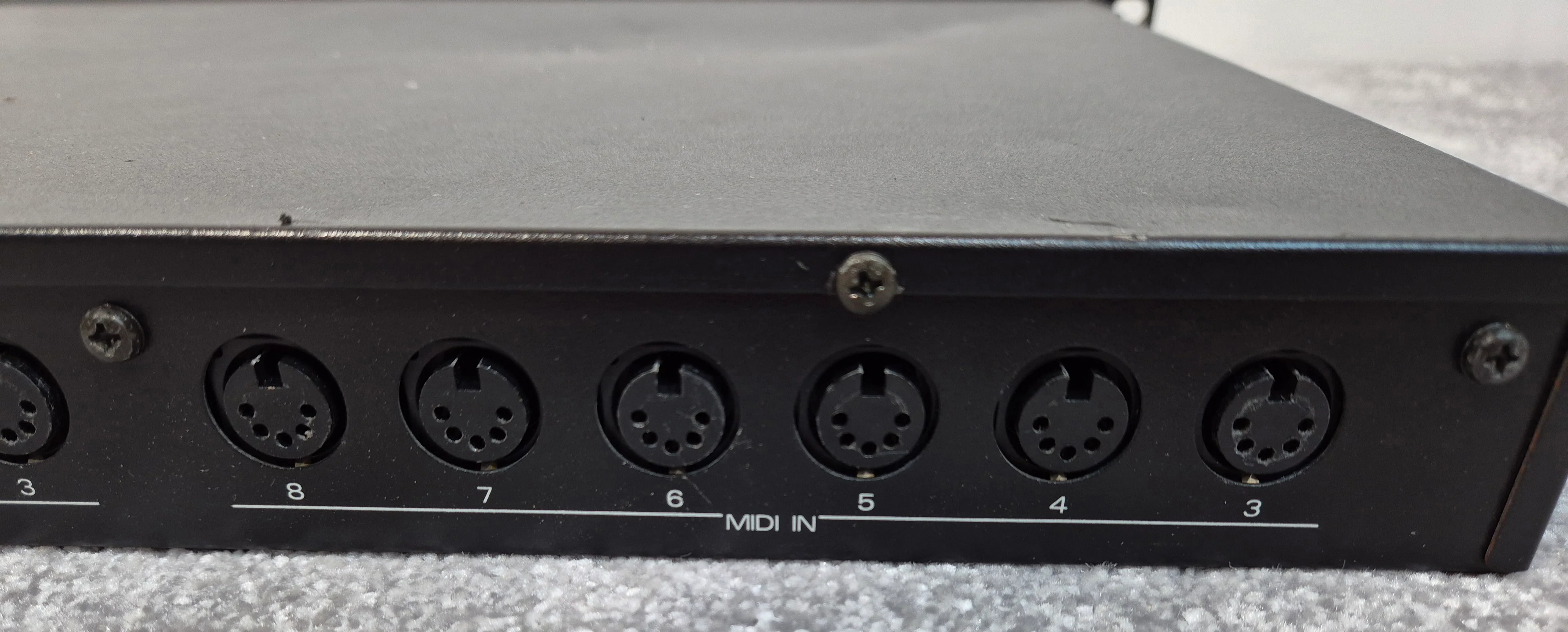 Roland A-880 MIDI Programmable Patcher / Mixer - Rack Mounted - Image 10
