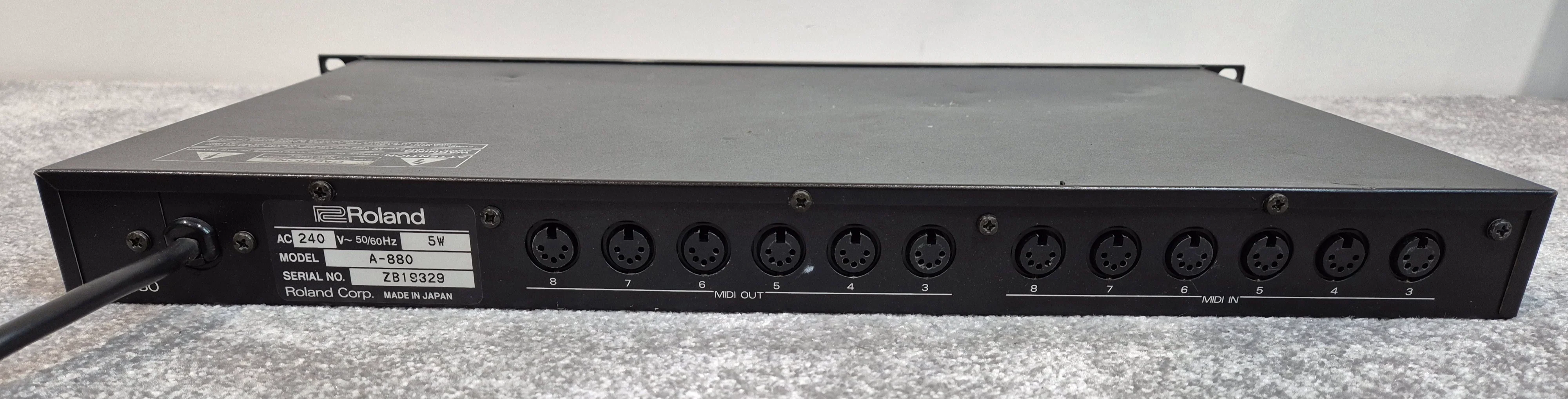 Roland A-880 MIDI Programmable Patcher / Mixer - Rack Mounted - Image 11