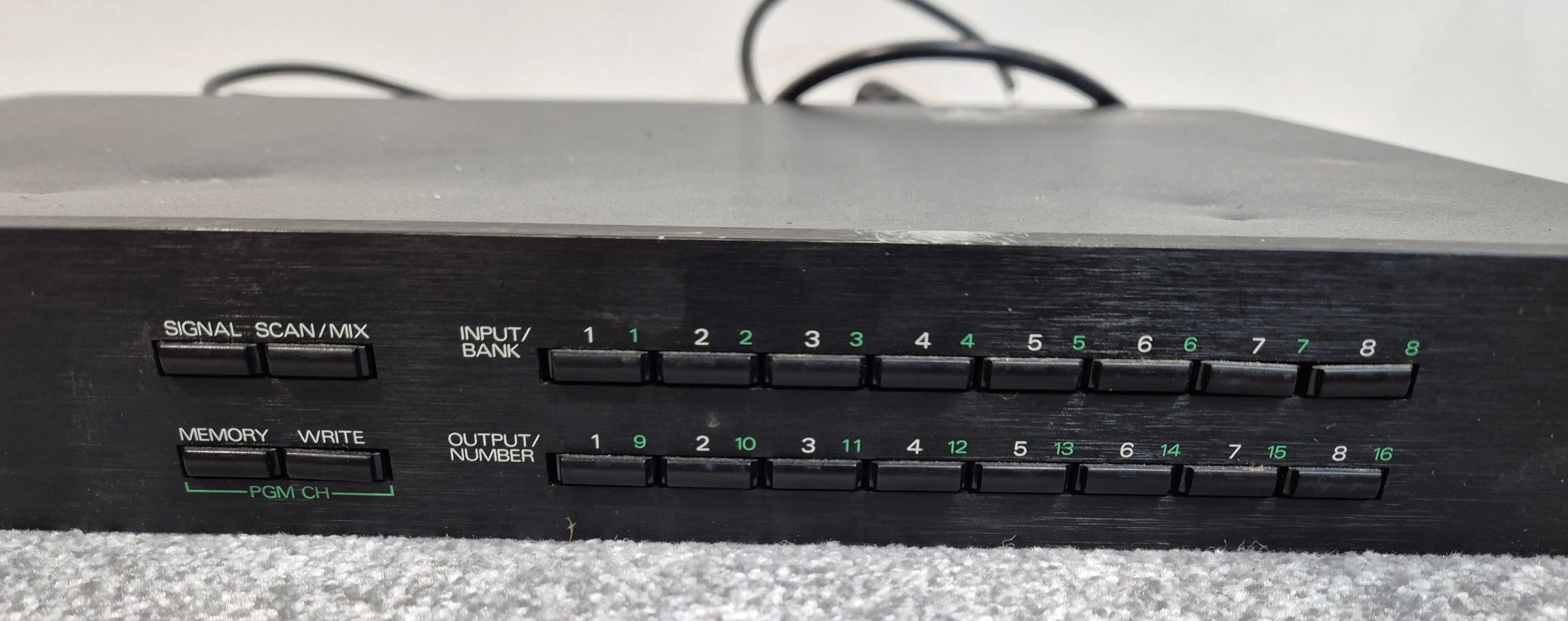 Roland A-880 MIDI Programmable Patcher / Mixer - Rack Mounted - Image 3