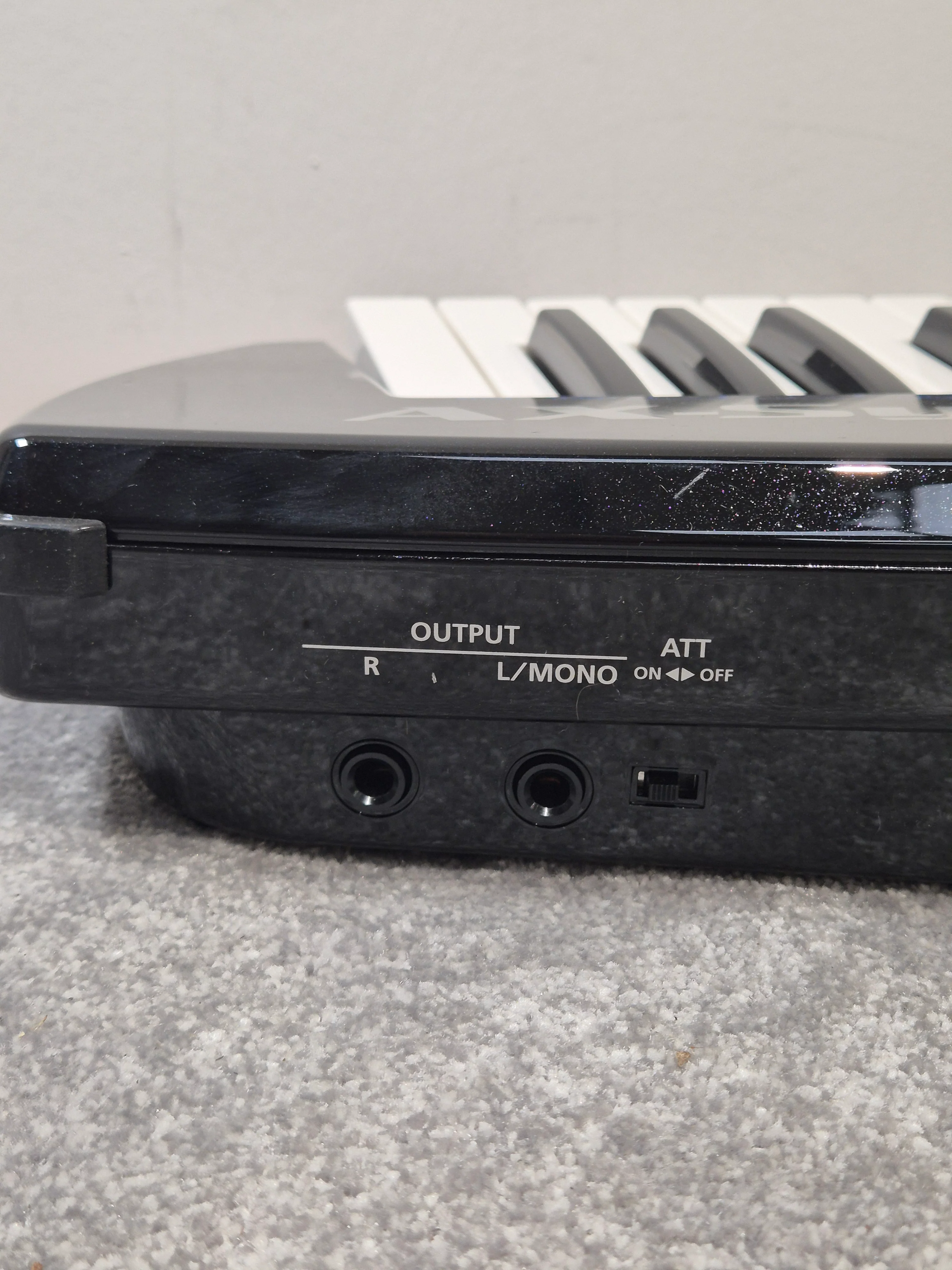 Roland AX-Synth - 49 Keys Keytar - Excellent w/ Original Box - Image 12