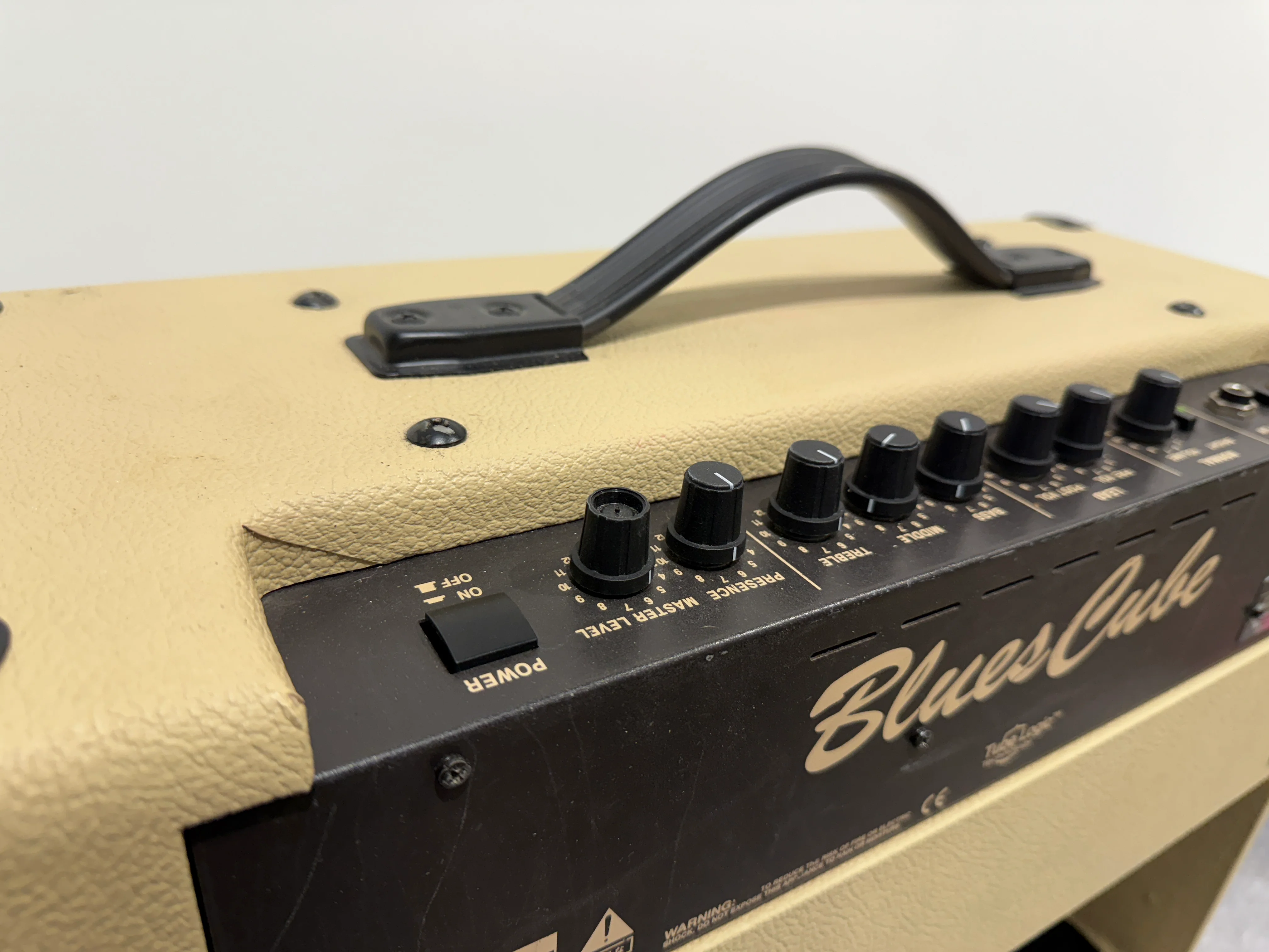Roland BC-30 Blues Cube Guitar Amplifier - Image 6