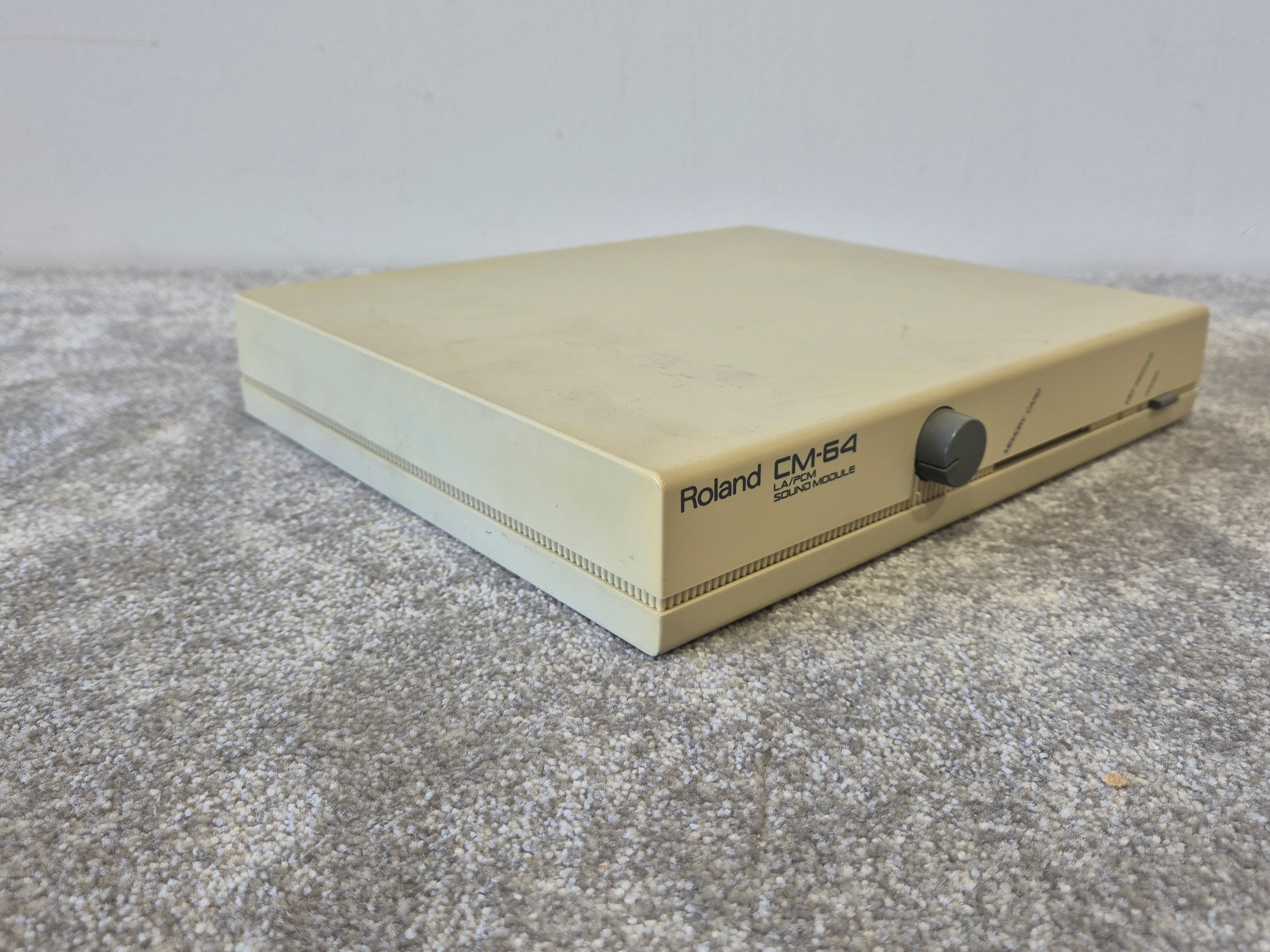 Roland CM-64 - Vintage Desktop Digital Synthesizer - Image 3