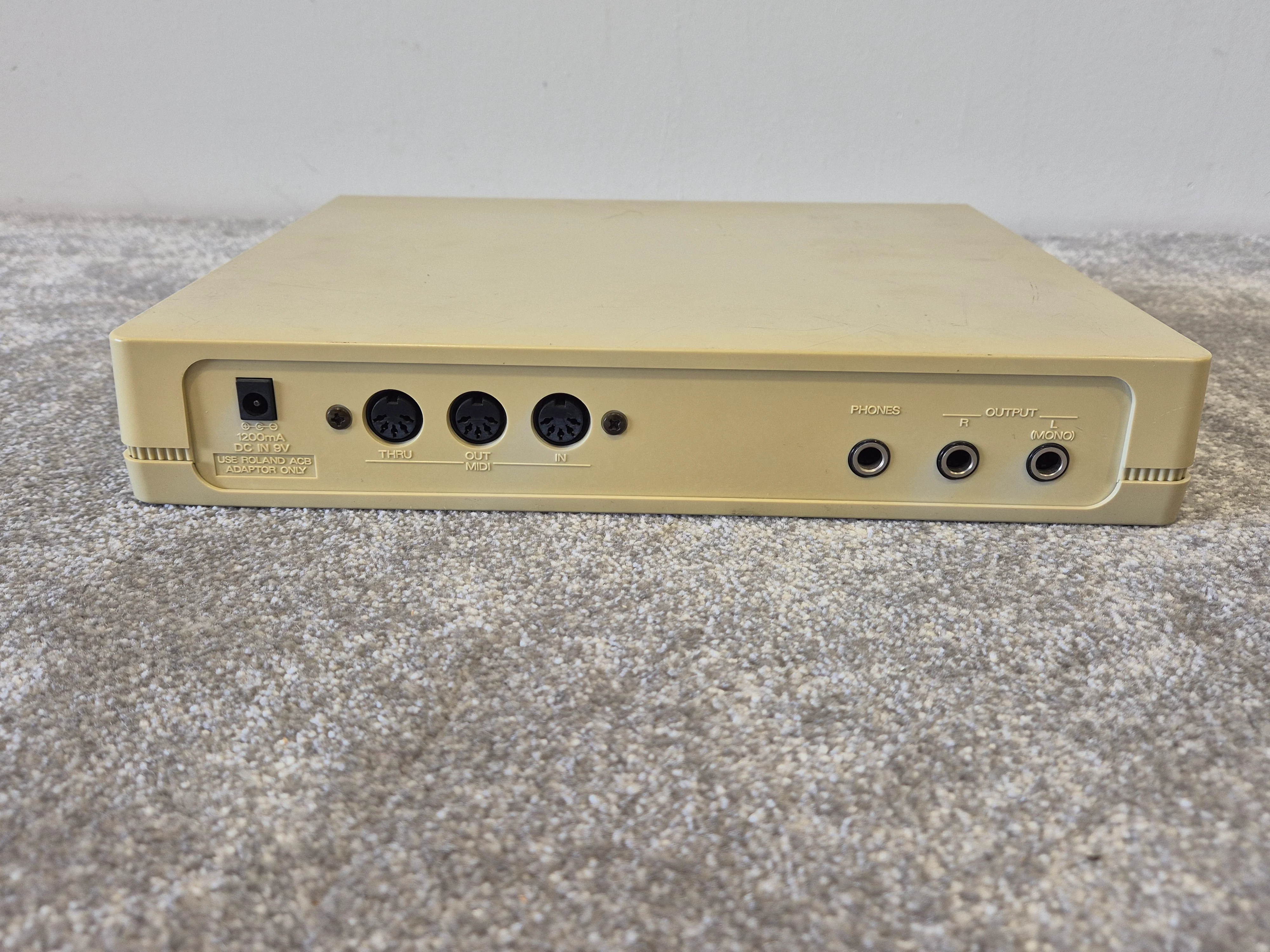 Roland CM-64 - Vintage Desktop Digital Synthesizer - Image 5