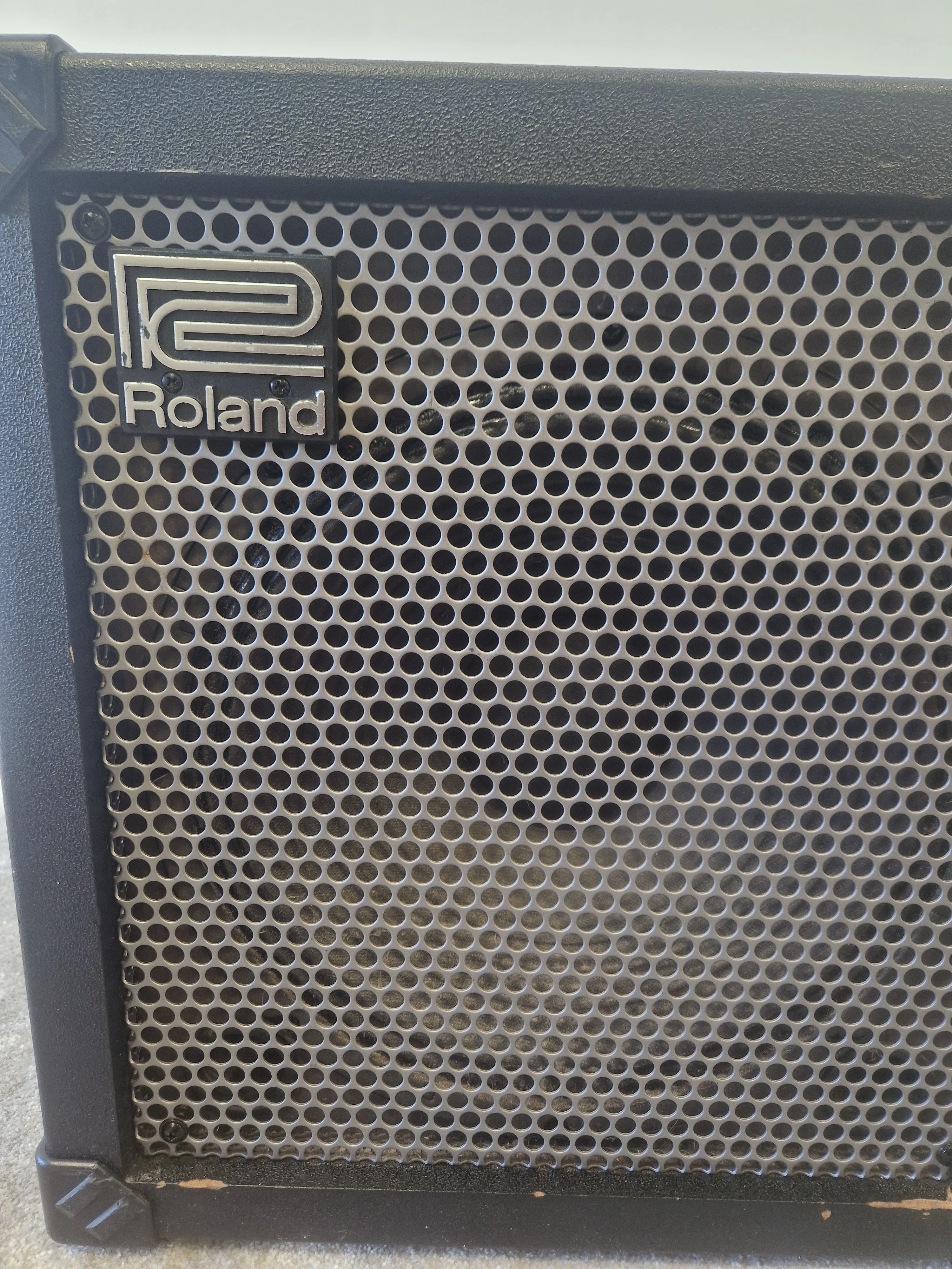 Roland Cube 60 Guitar Amp – 60W Combo, COSM Modeling, Built-In Effects, Dual Channels, 12" Speaker - Very Good - Image 4