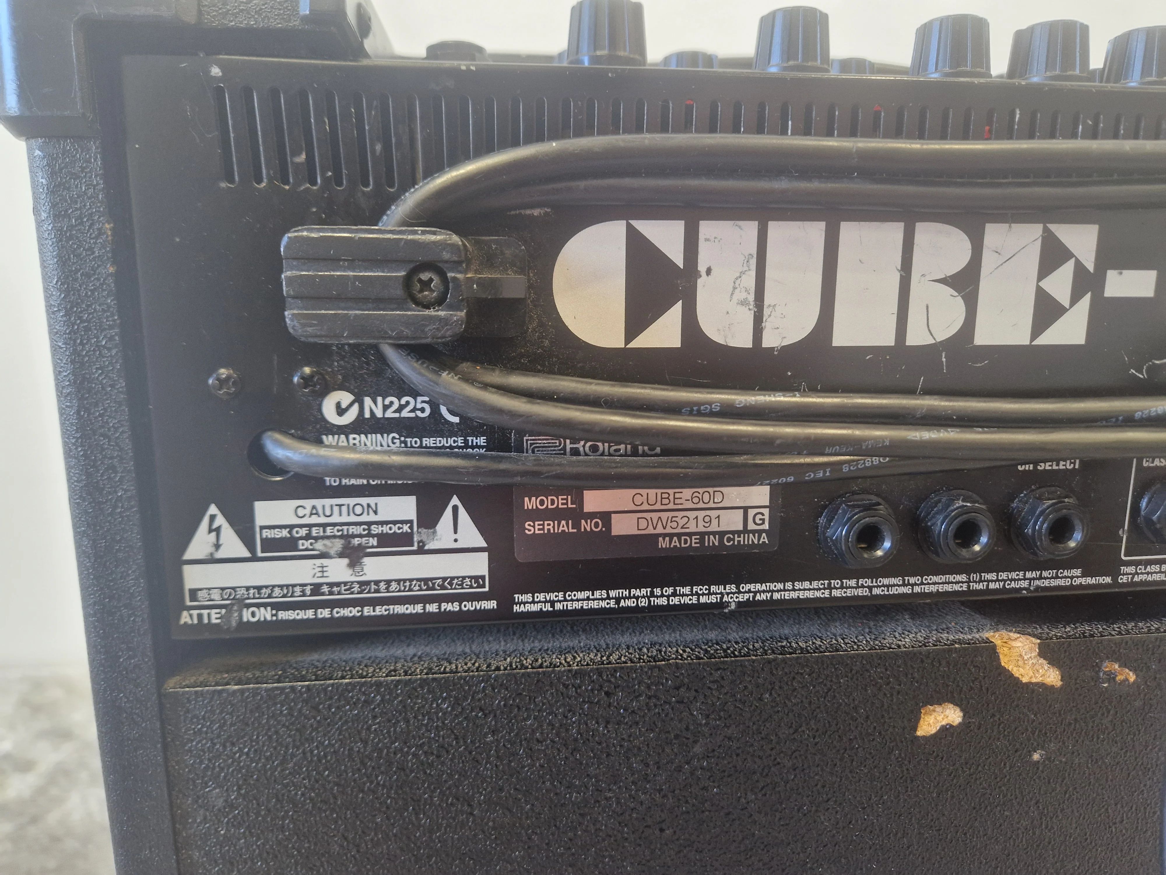 Roland Cube 60 Guitar Amp – 60W Combo, COSM Modeling, Built-In Effects, Dual Channels, 12" Speaker - Very Good - Image 6