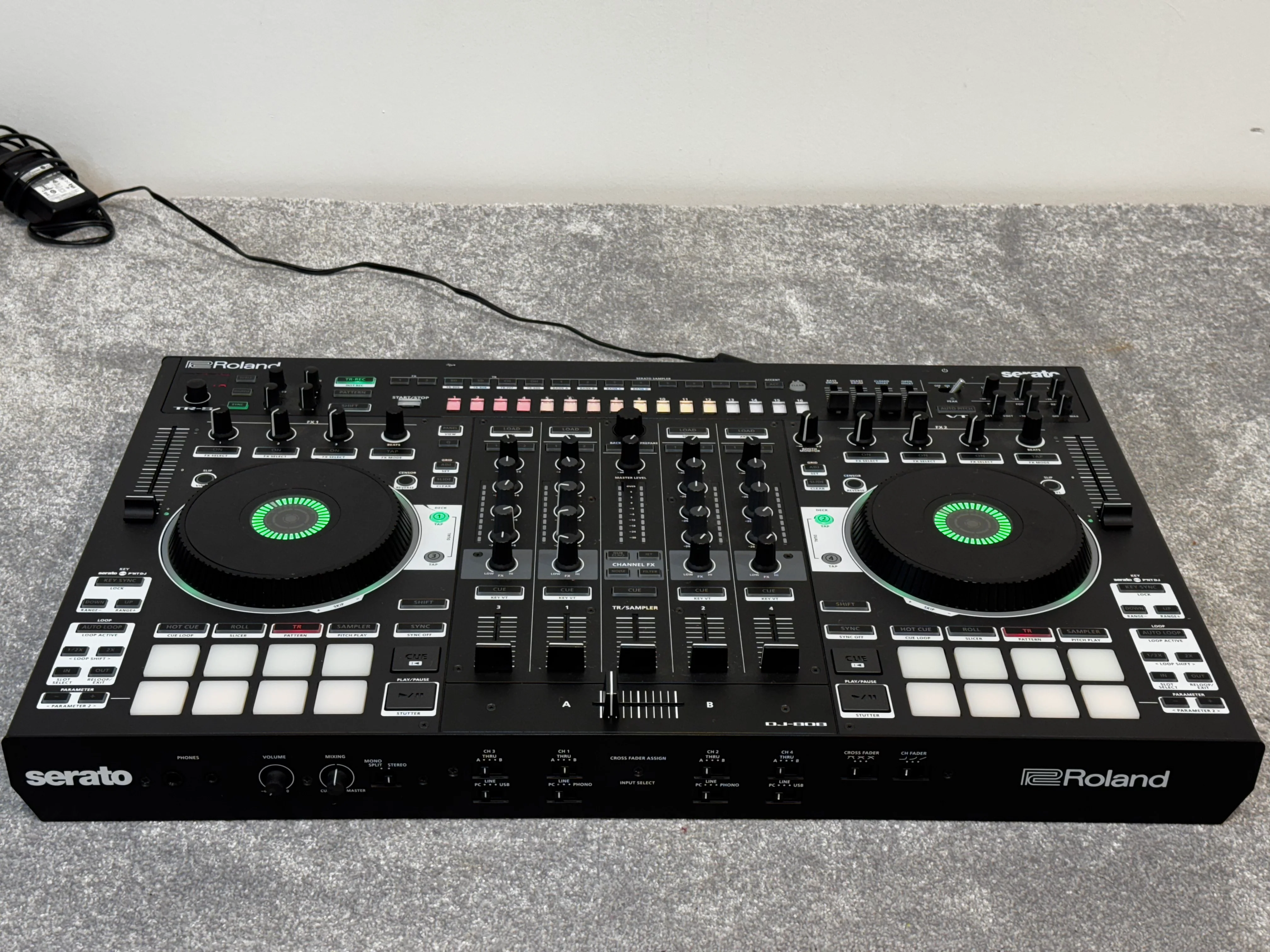 Roland DJ-808 Professional Grade DJ Controller - Image 4