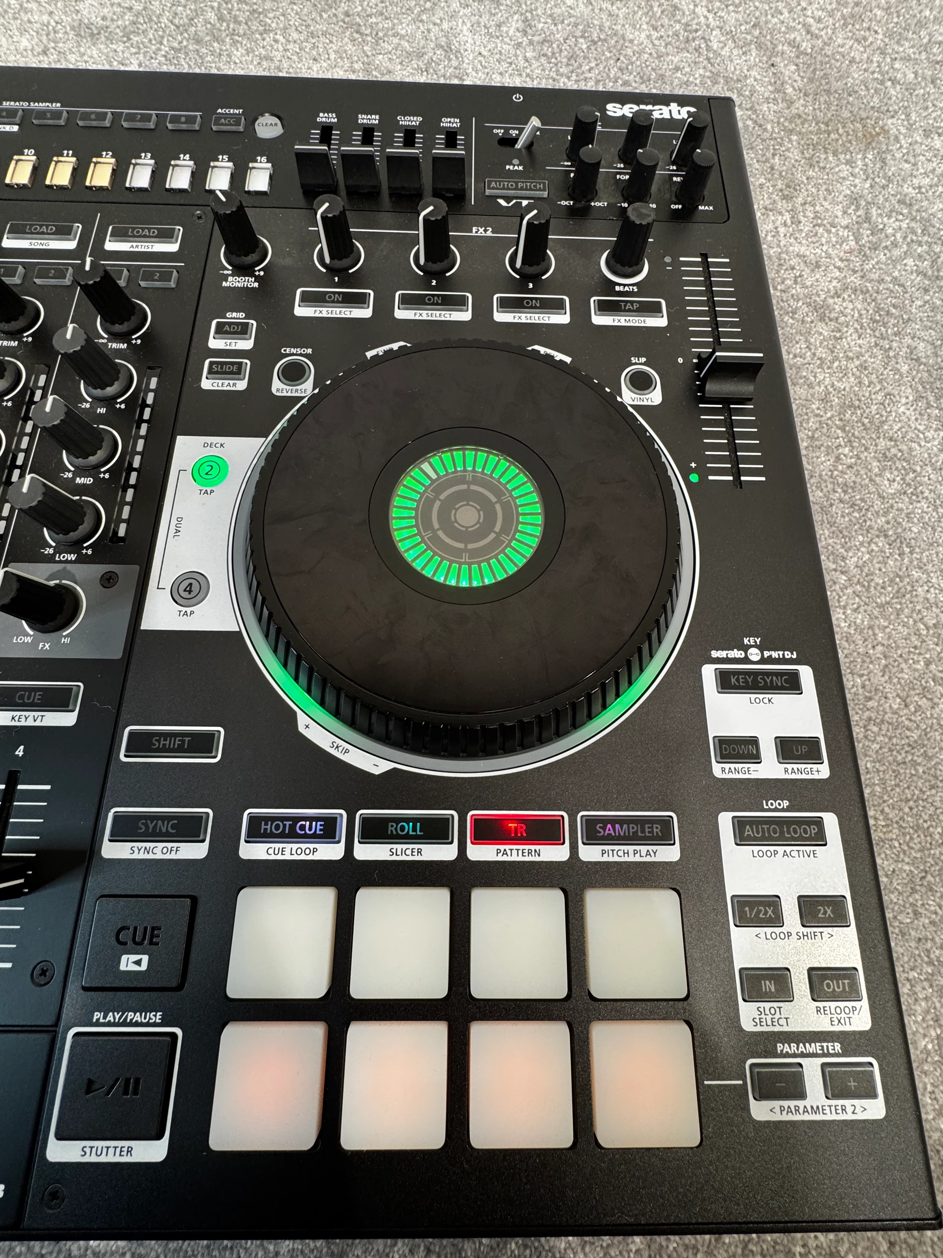 Roland DJ-808 Professional Grade DJ Controller Boxed - Image 6
