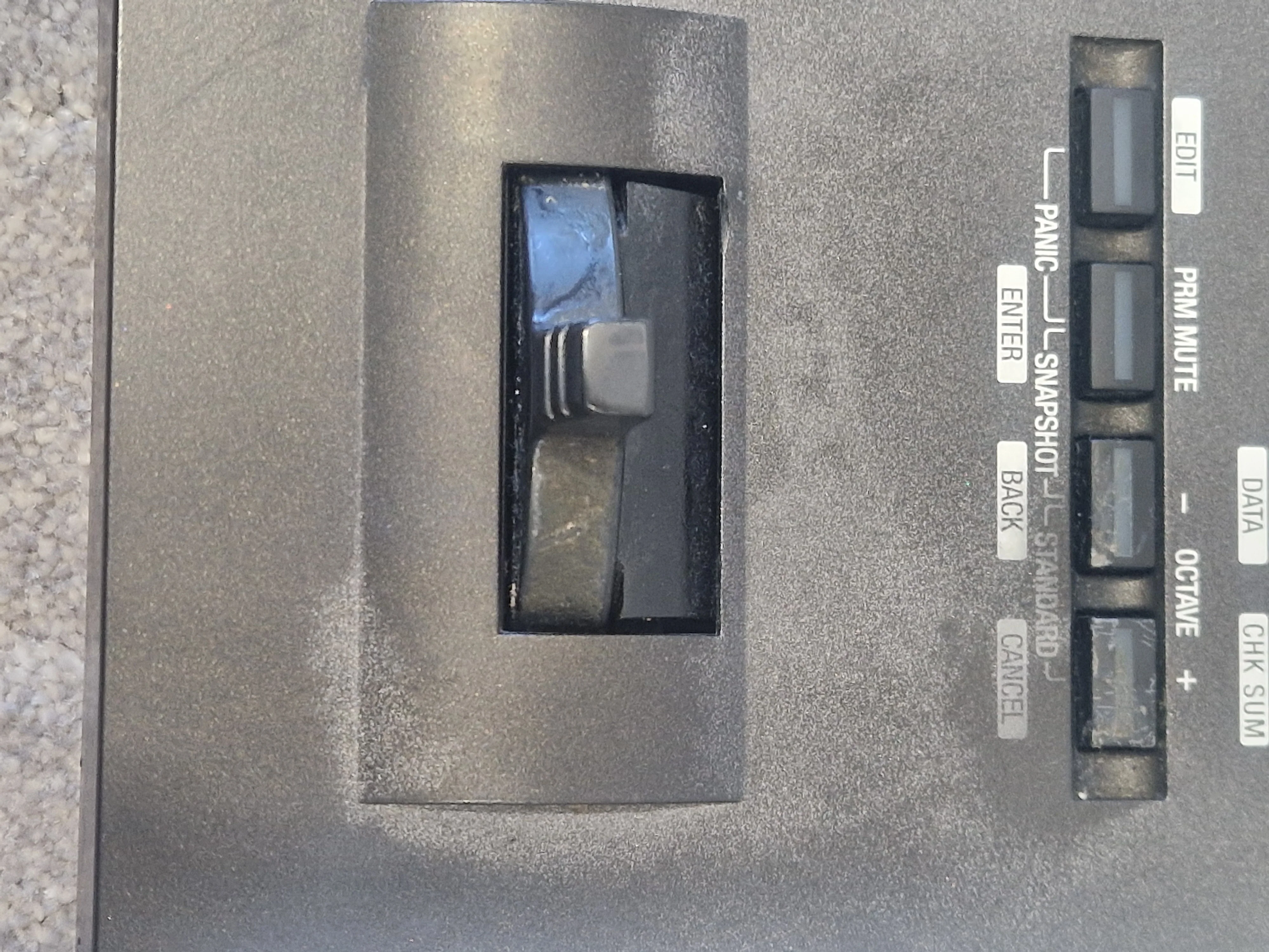 Roland Edirol PCR-800 - 61-Key MIDI Controller, USB Connectivity - Fair - Image 10