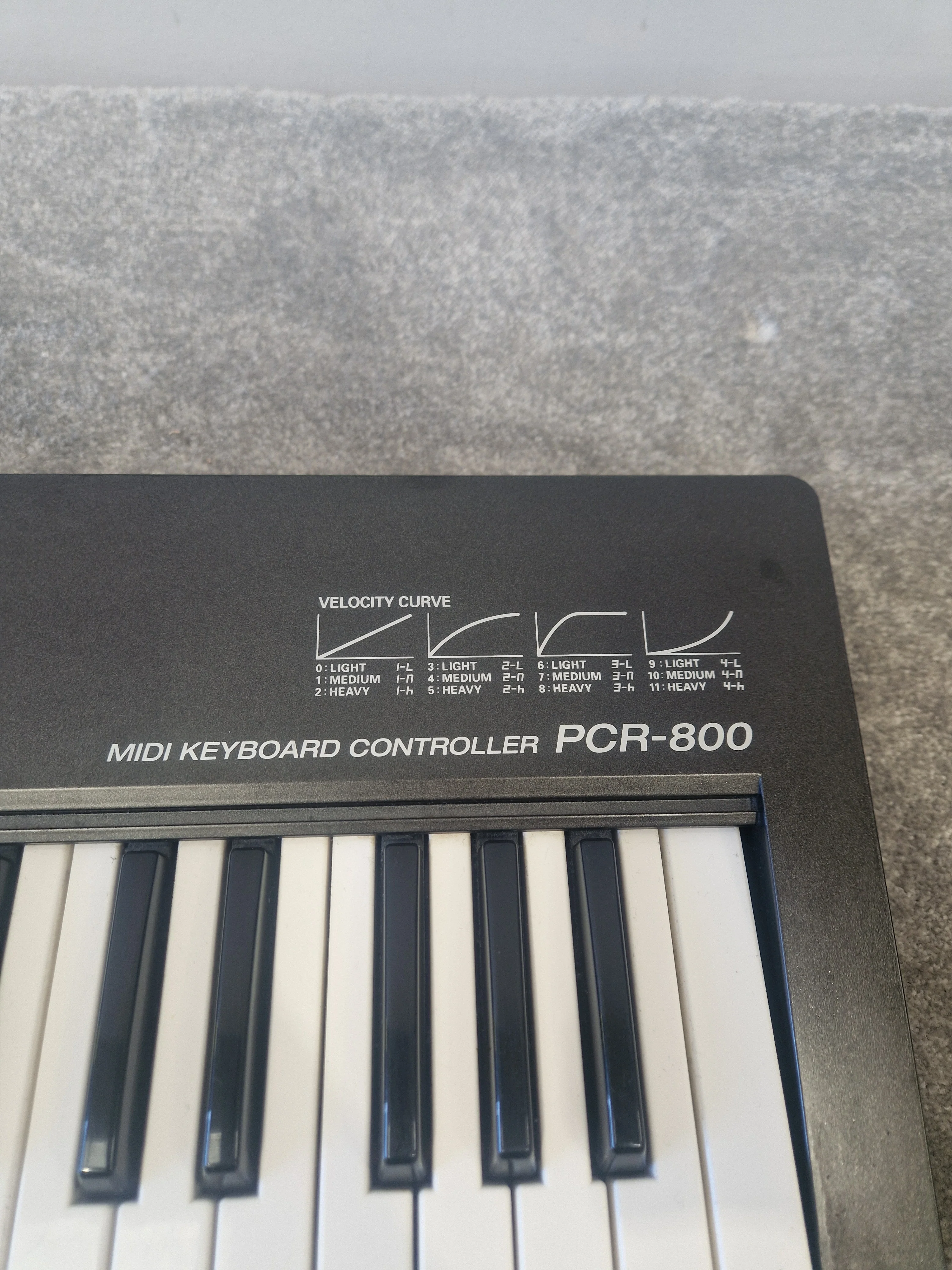 Roland Edirol PCR-800 - 61-Key MIDI Controller, USB Connectivity - Fair - Image 9