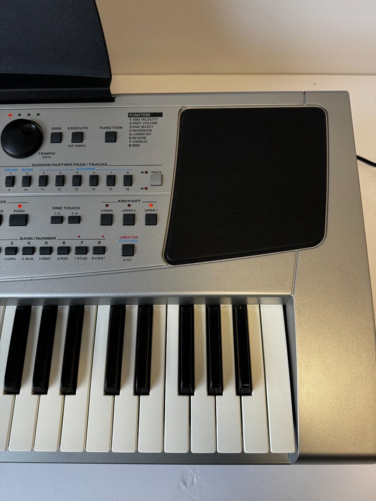 Roland EM-55 Arranger Keyboard With Power Lead - Free UK Shipping - Image 7