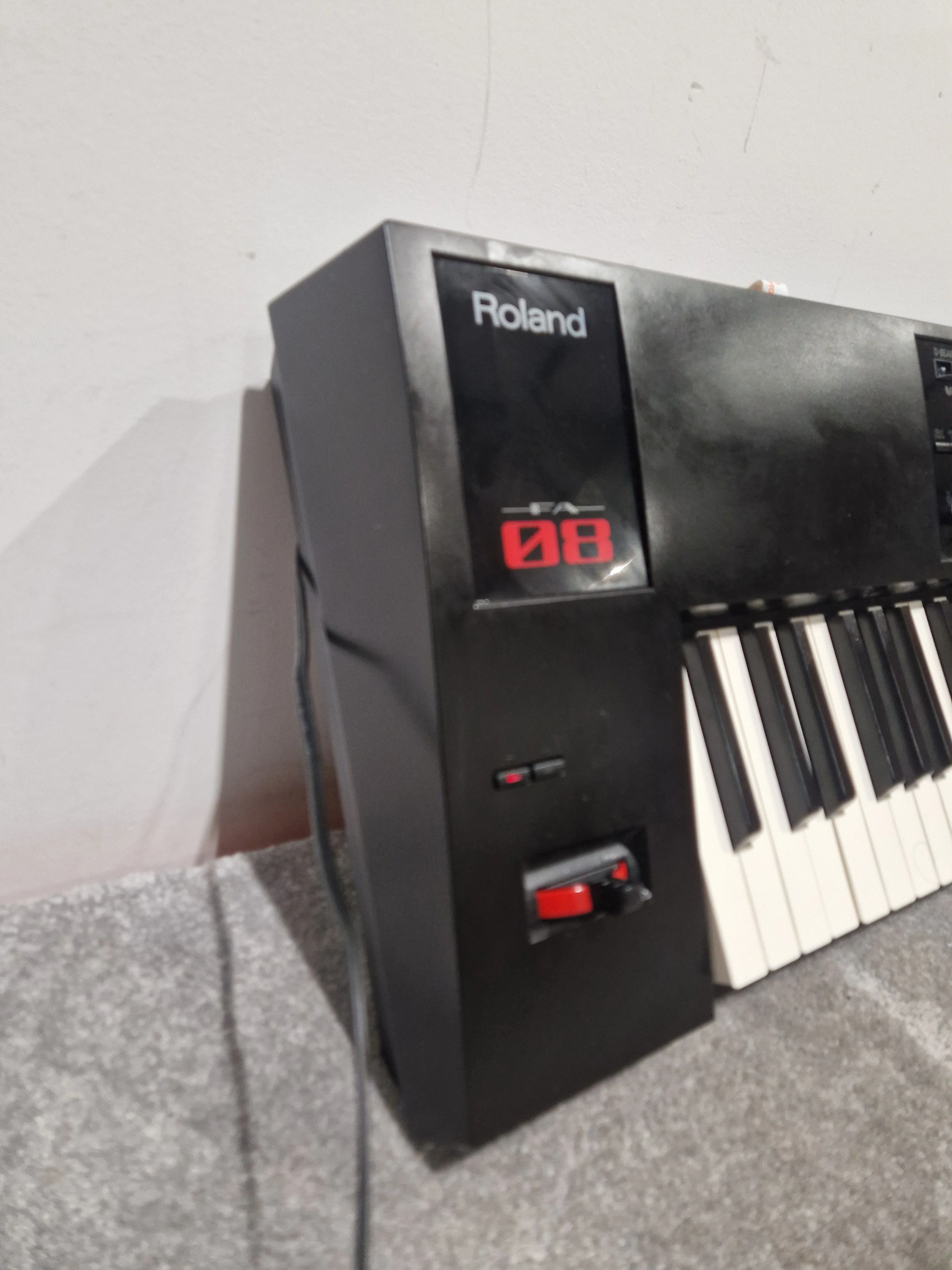 Roland FA-08 - Workstation Keyboard - Black - Excellent w/ Manuals, Power Supply & Soft Case - Image 9
