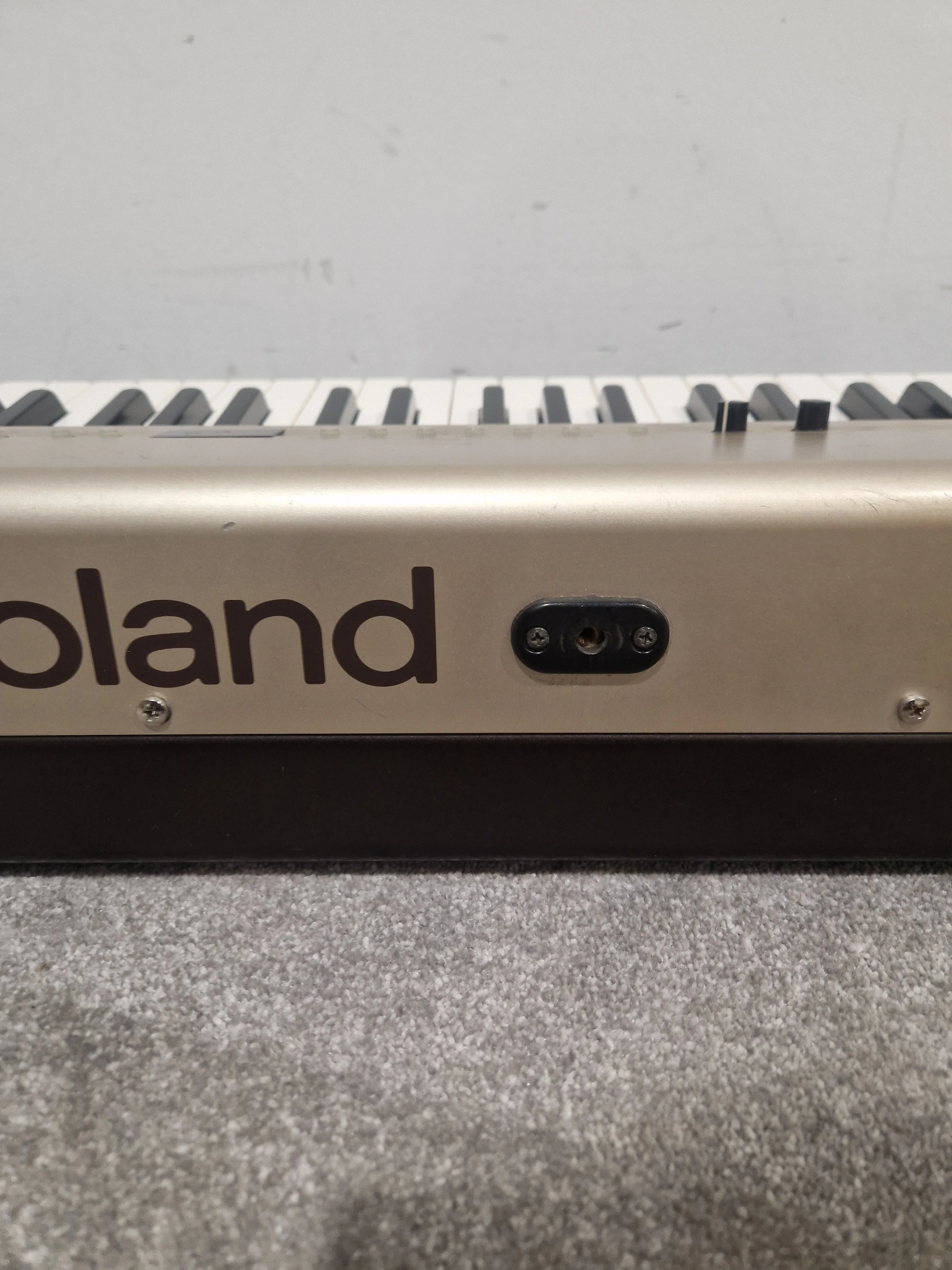 Roland FP-3 Digital Piano - Champagne Gold - 88-KEY Digital Piano - Authentic Sound - Good w/ Power Supply & Soft Case** - Image 16