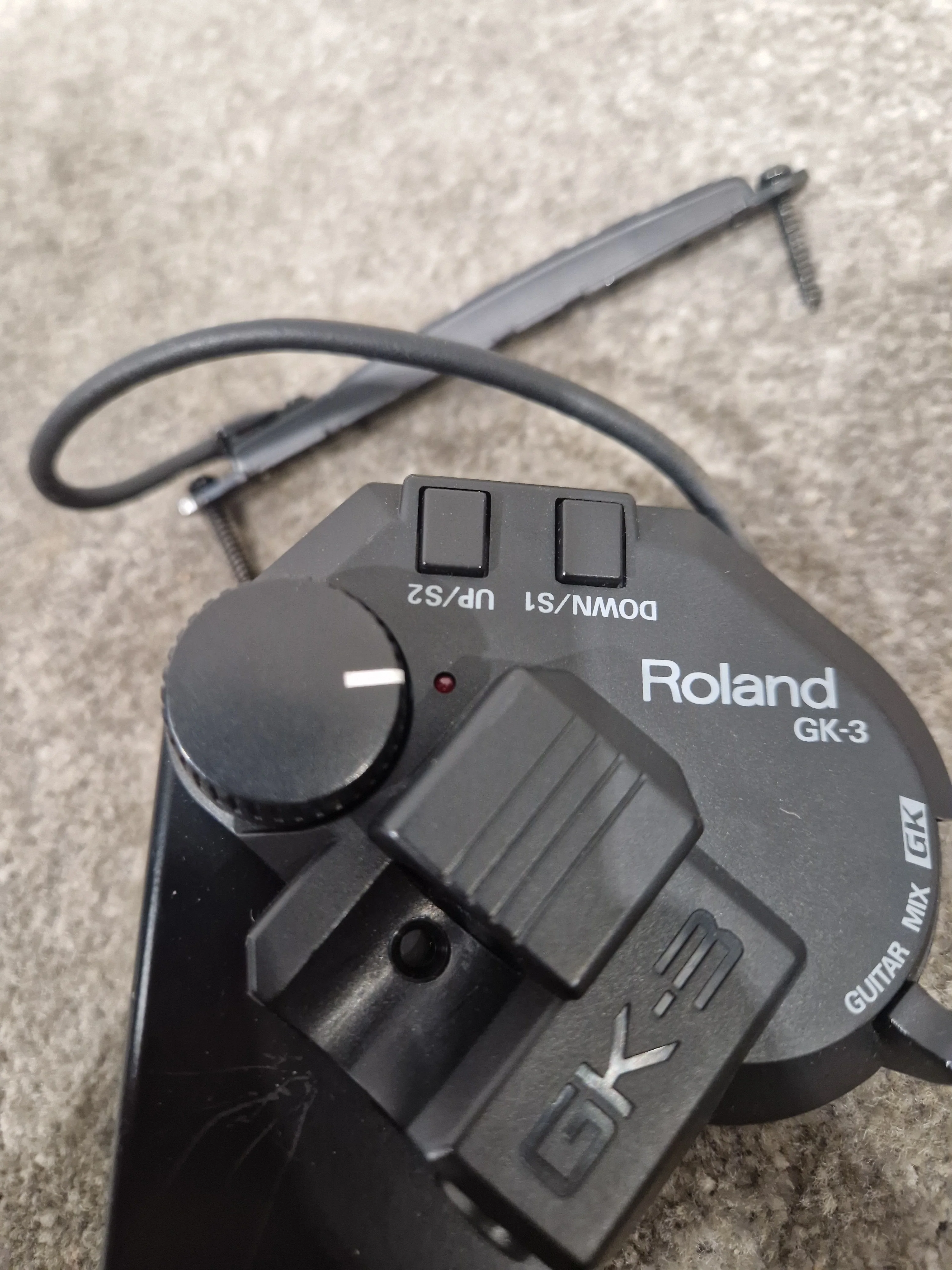 Roland GK-3 - Hexa Phonic Pickup - Black – Pickup - Excellent - Image 2