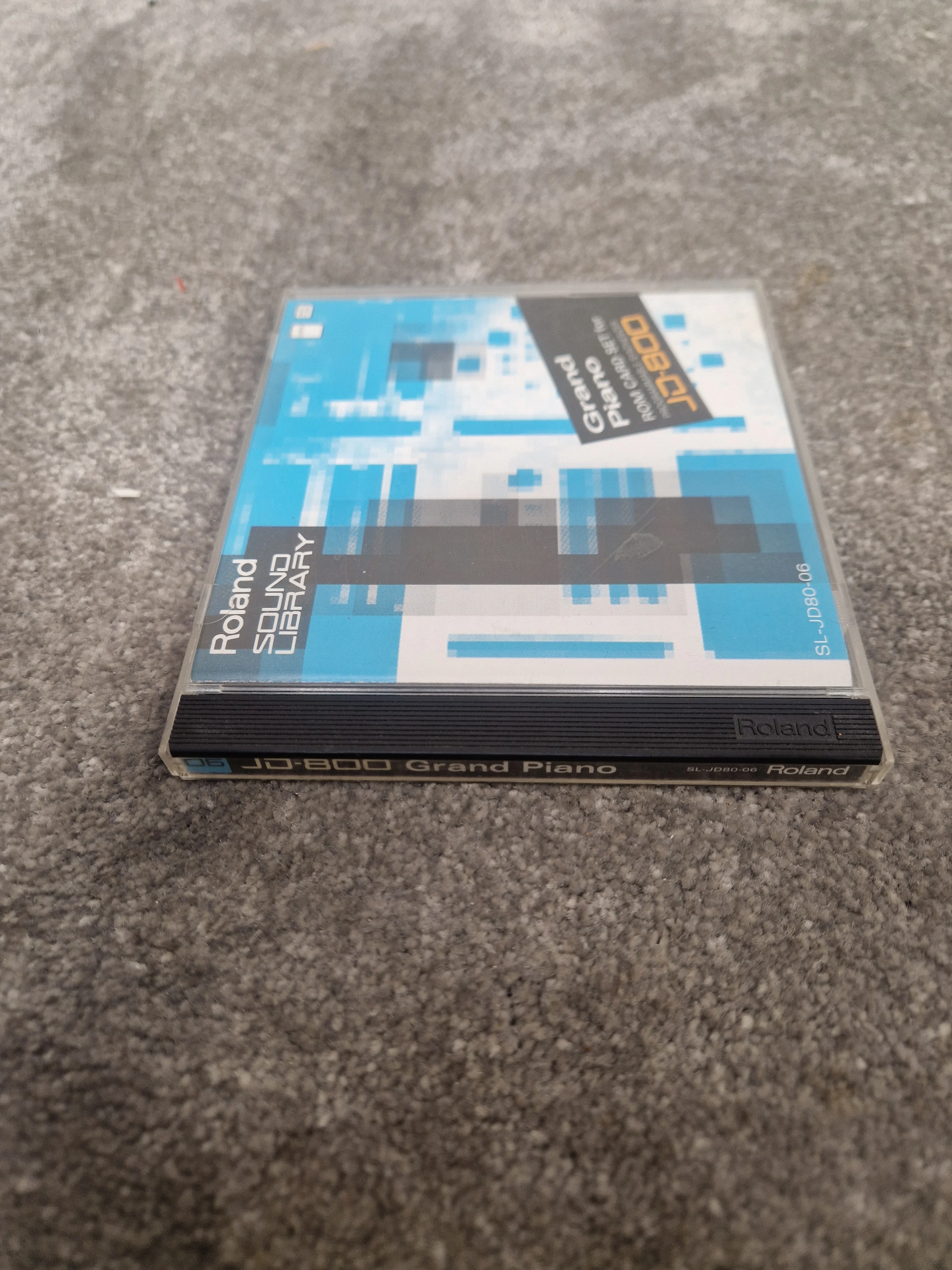 Roland Grand Piano ROM card SL-JD80-06 - High-Quality Sound, Easy Installation - Excellent w/ Original case - Image 3