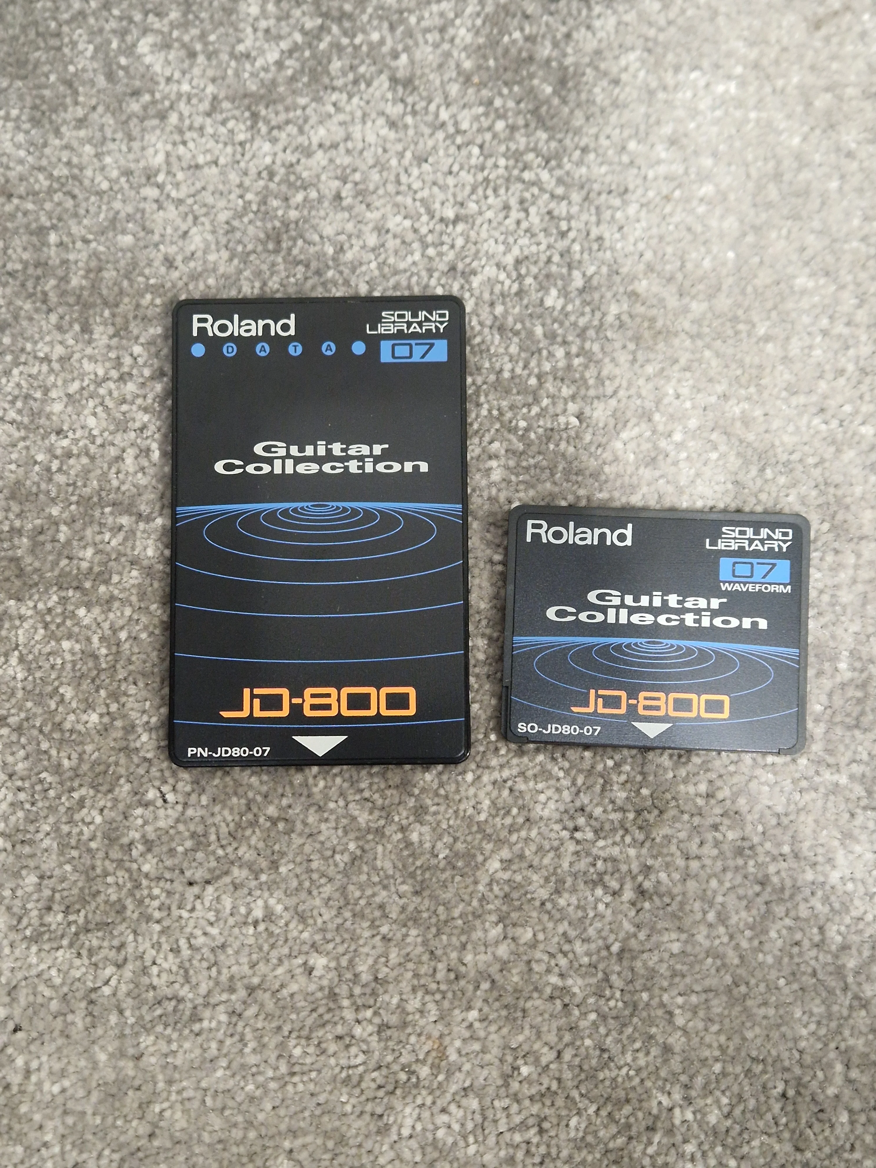 Roland Guitar collection ROM card SL-JD80-07 - Enhances Sound Quality, Easy to Install - Excellent w/ Original case - Image 2