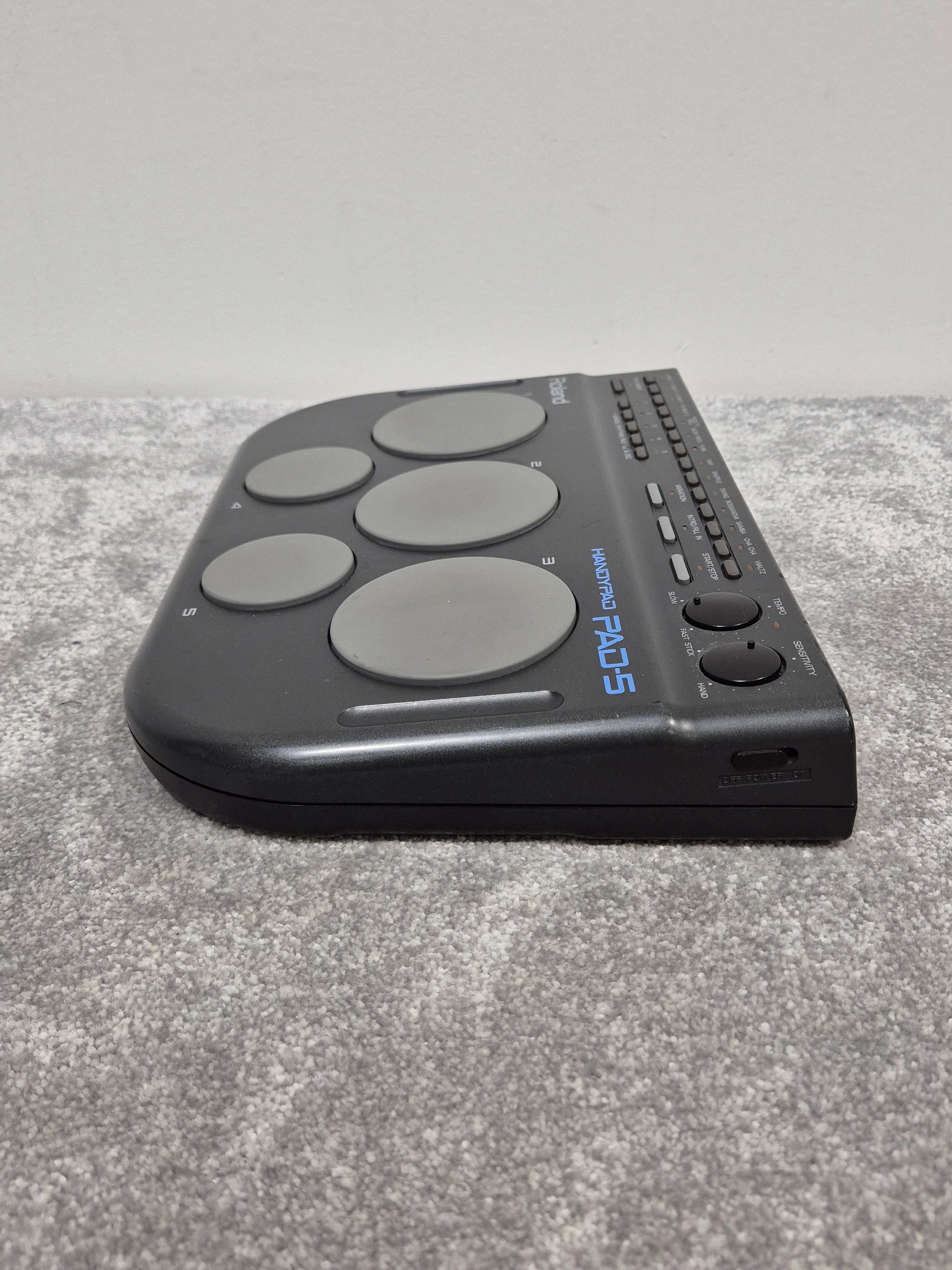 Roland Handypad Pad-5 - Portable MIDI Drum Controller - Image 10