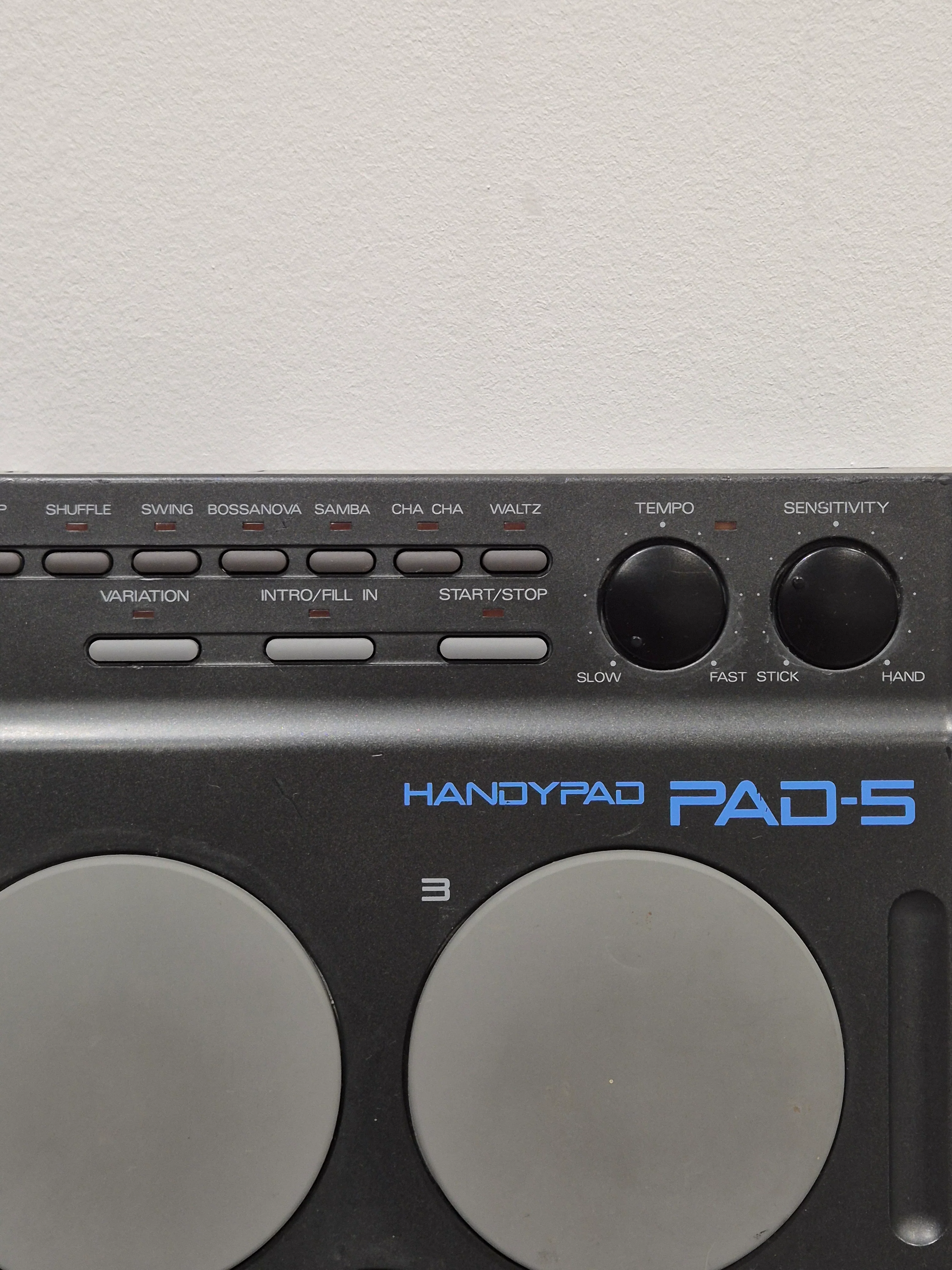 Roland Handypad Pad-5 - Portable MIDI Drum Controller - Image 3