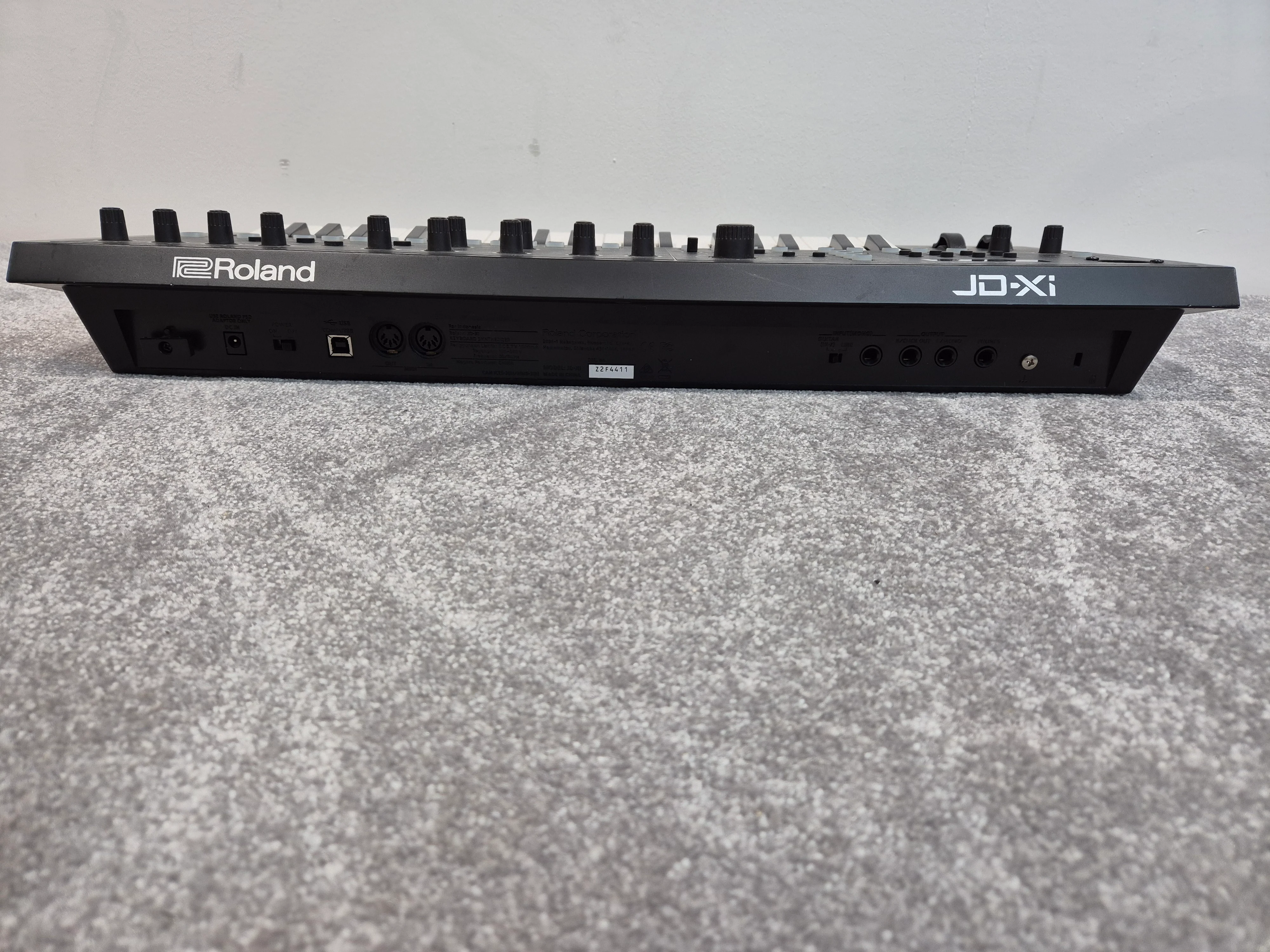 Roland JD-XI - Interactive Crossover Synthesizer w/ Original Box - Image 4