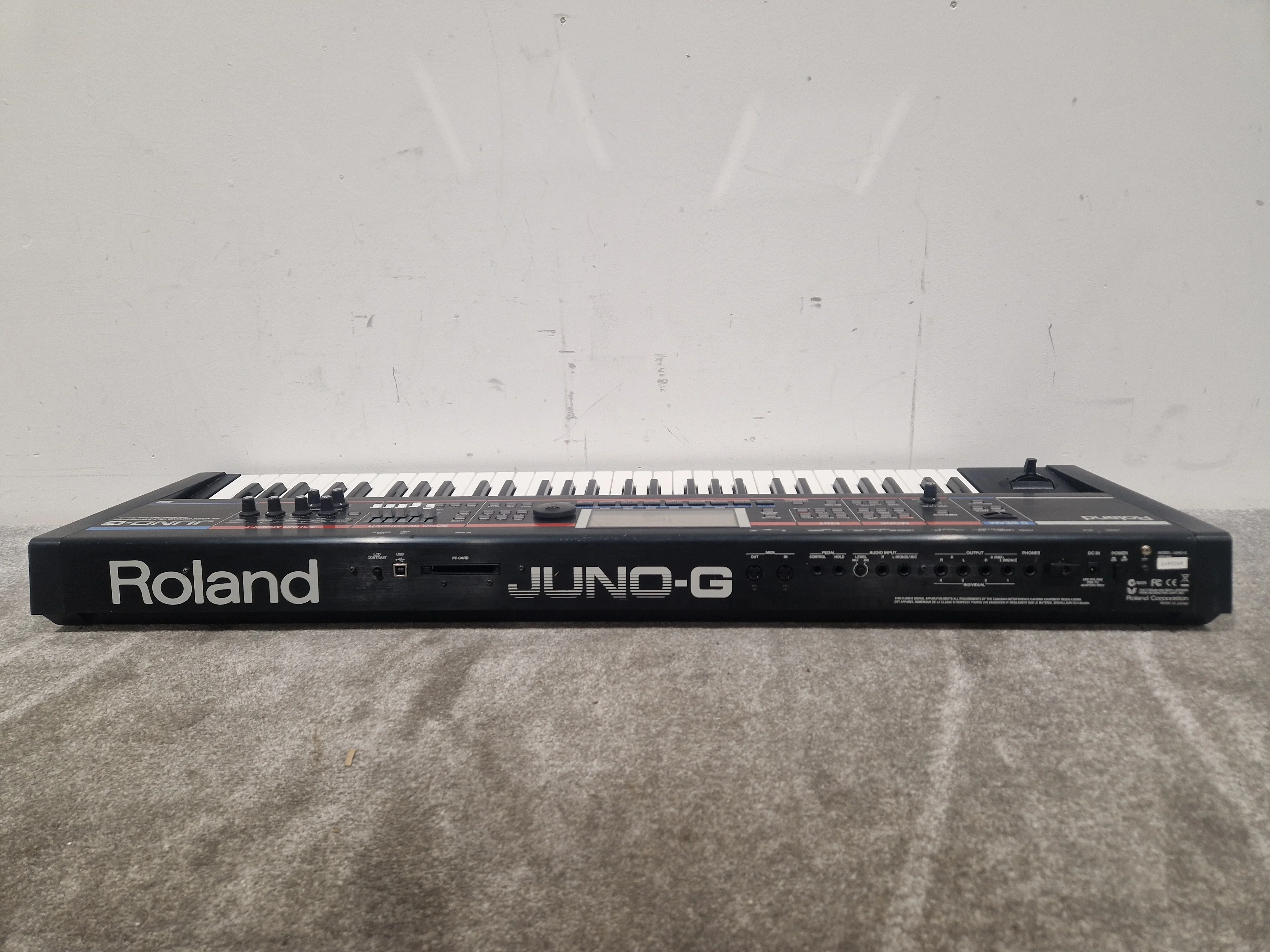 Roland JUNO-D Synthesizer - Digital Synth - Spares or Repair w/ Power Supply - Image 2