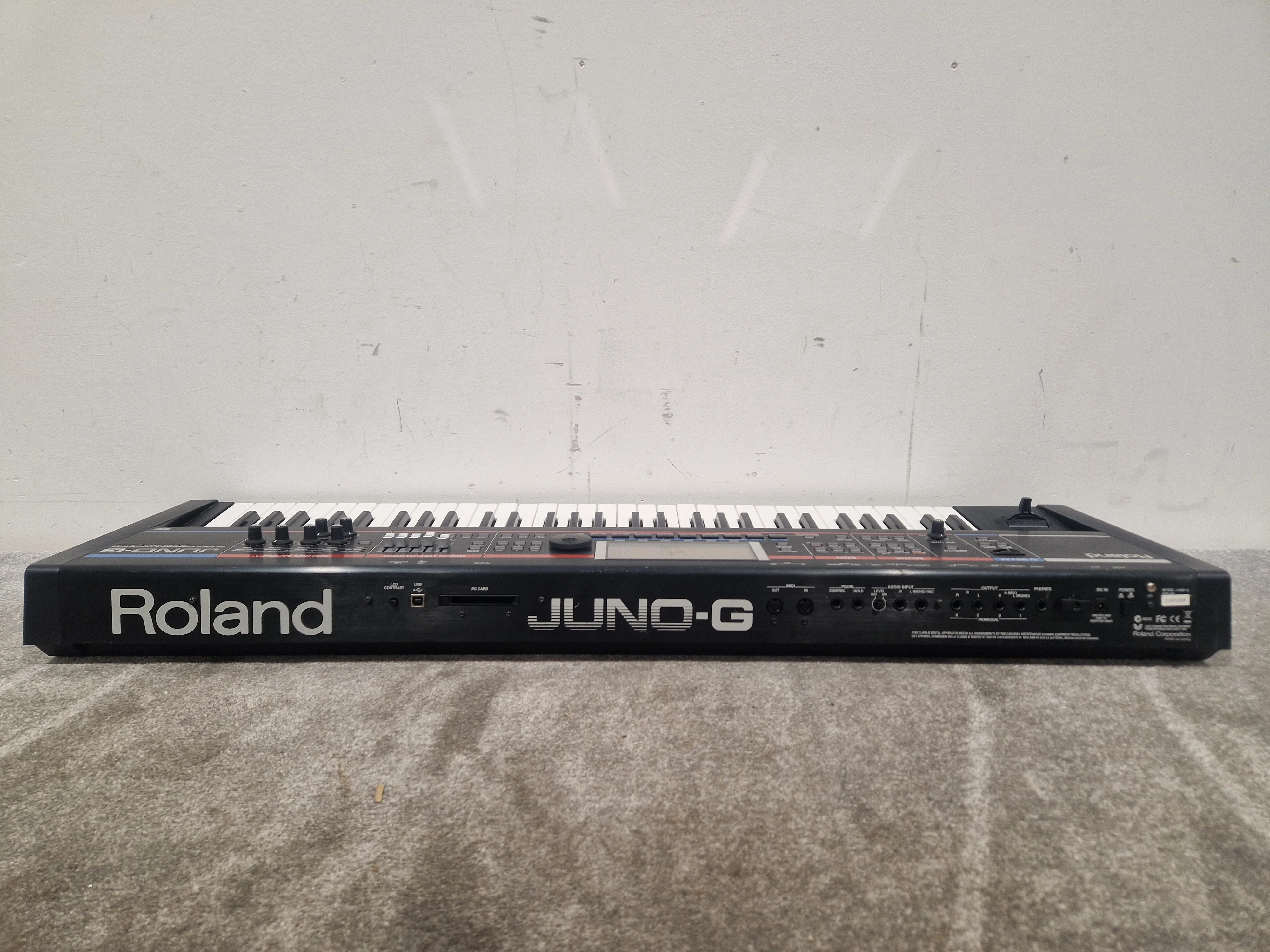Roland JUNO-D Synthesizer - Digital Synth - Spares or Repair w/ Power Supply - Image 8