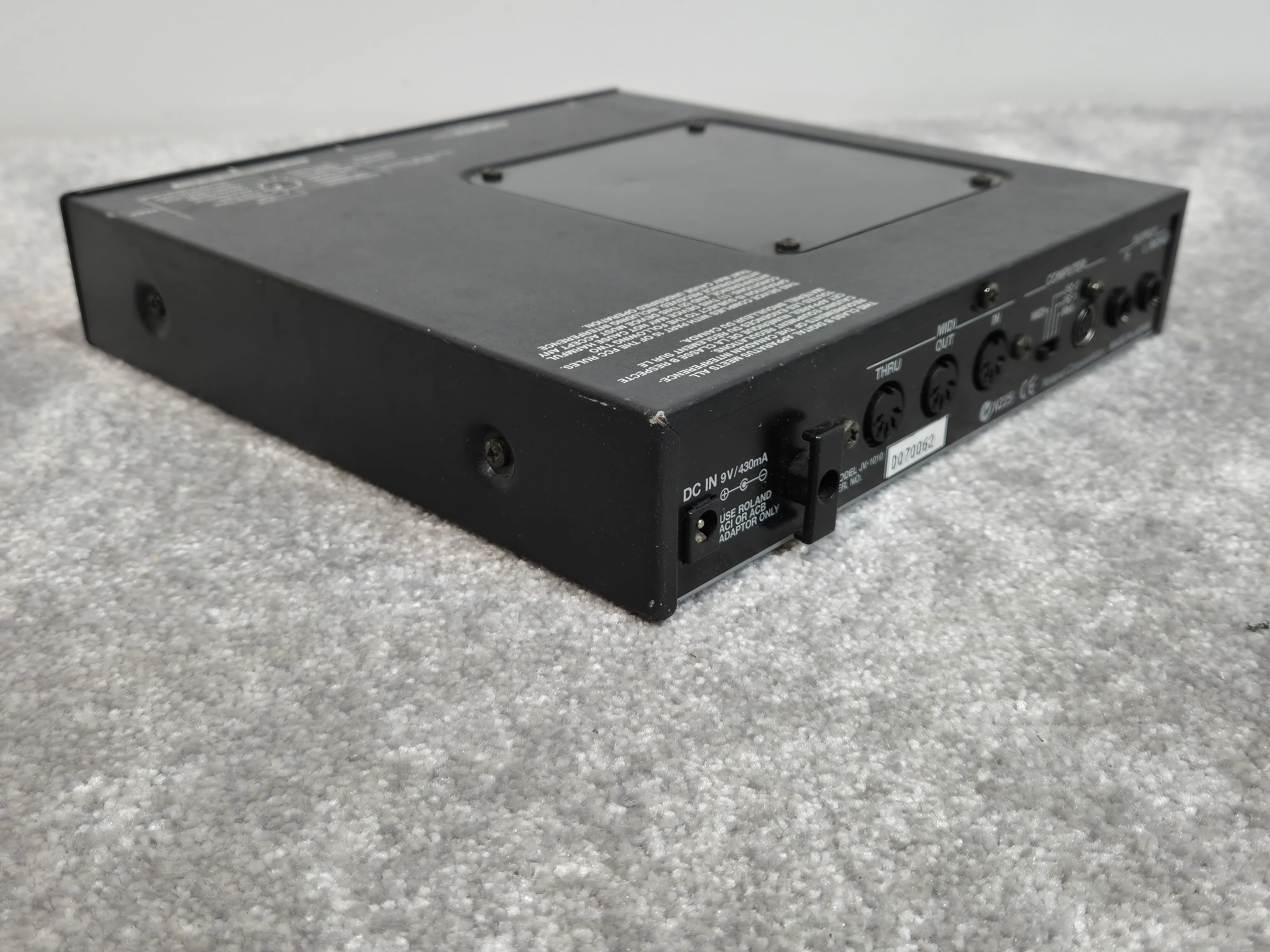 Roland JV-1010 - 64-Voice Compact Synthesizer Module - Image 6