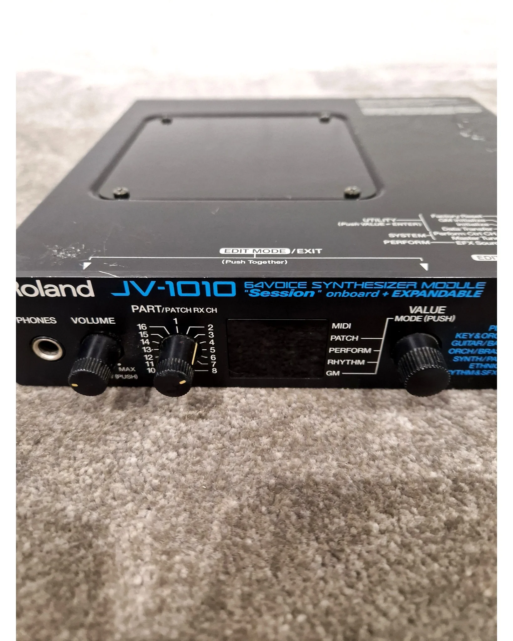 Roland JV-1010 - Sound Module - Good - Image 14