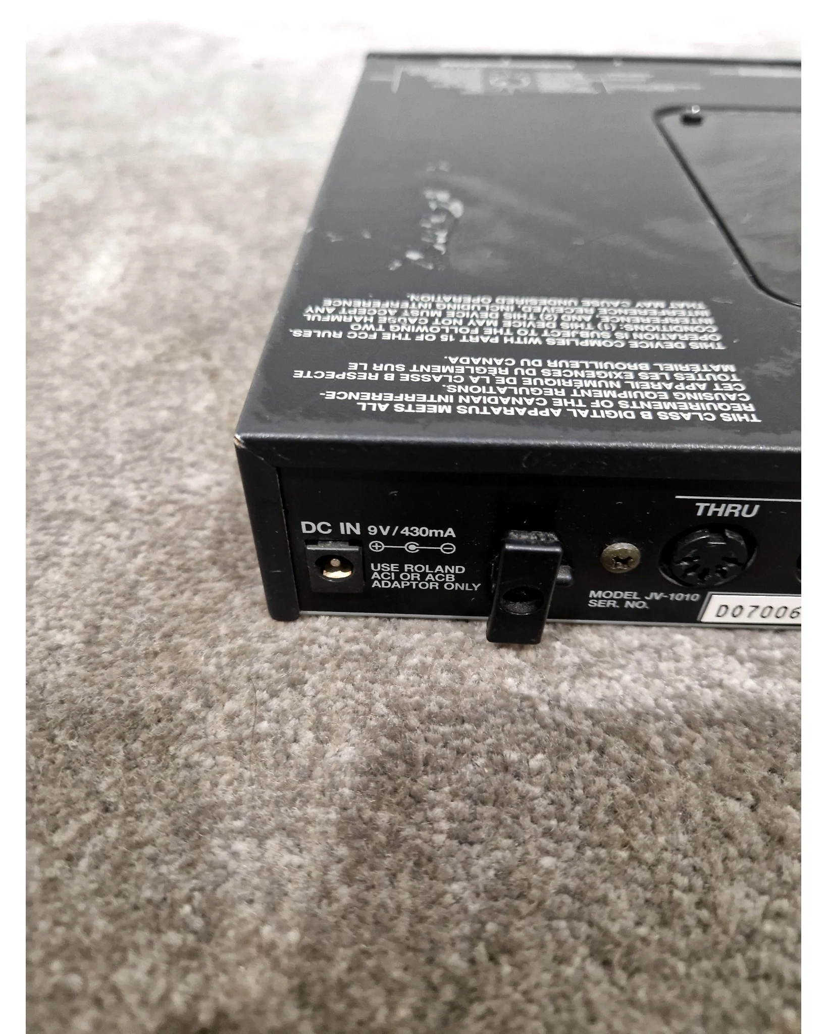 Roland JV-1010 - Sound Module - Good - Image 8