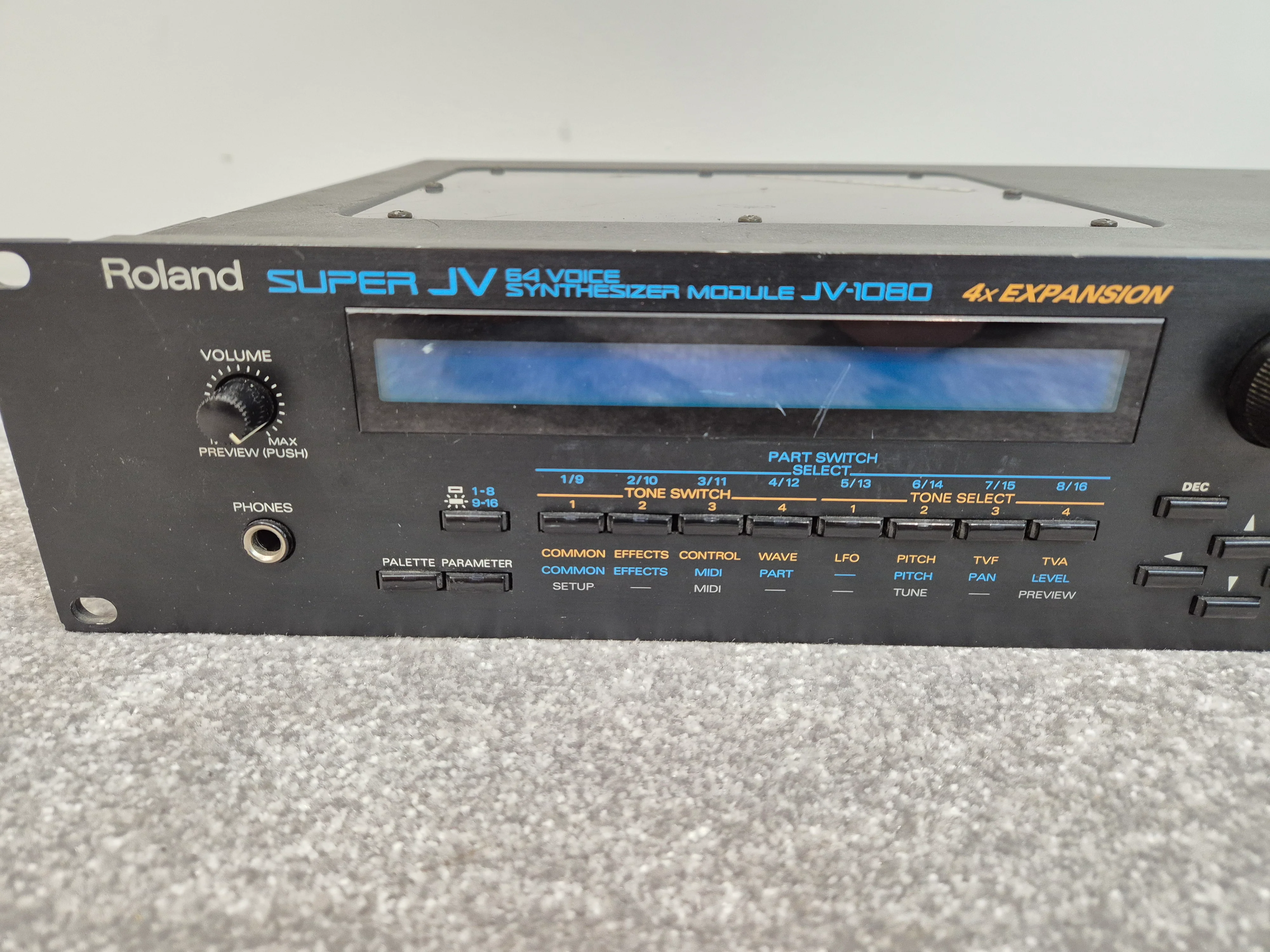Roland JV-1080 - Sample-Based Synthesizer/Sound Module w/ Manual - Image 2