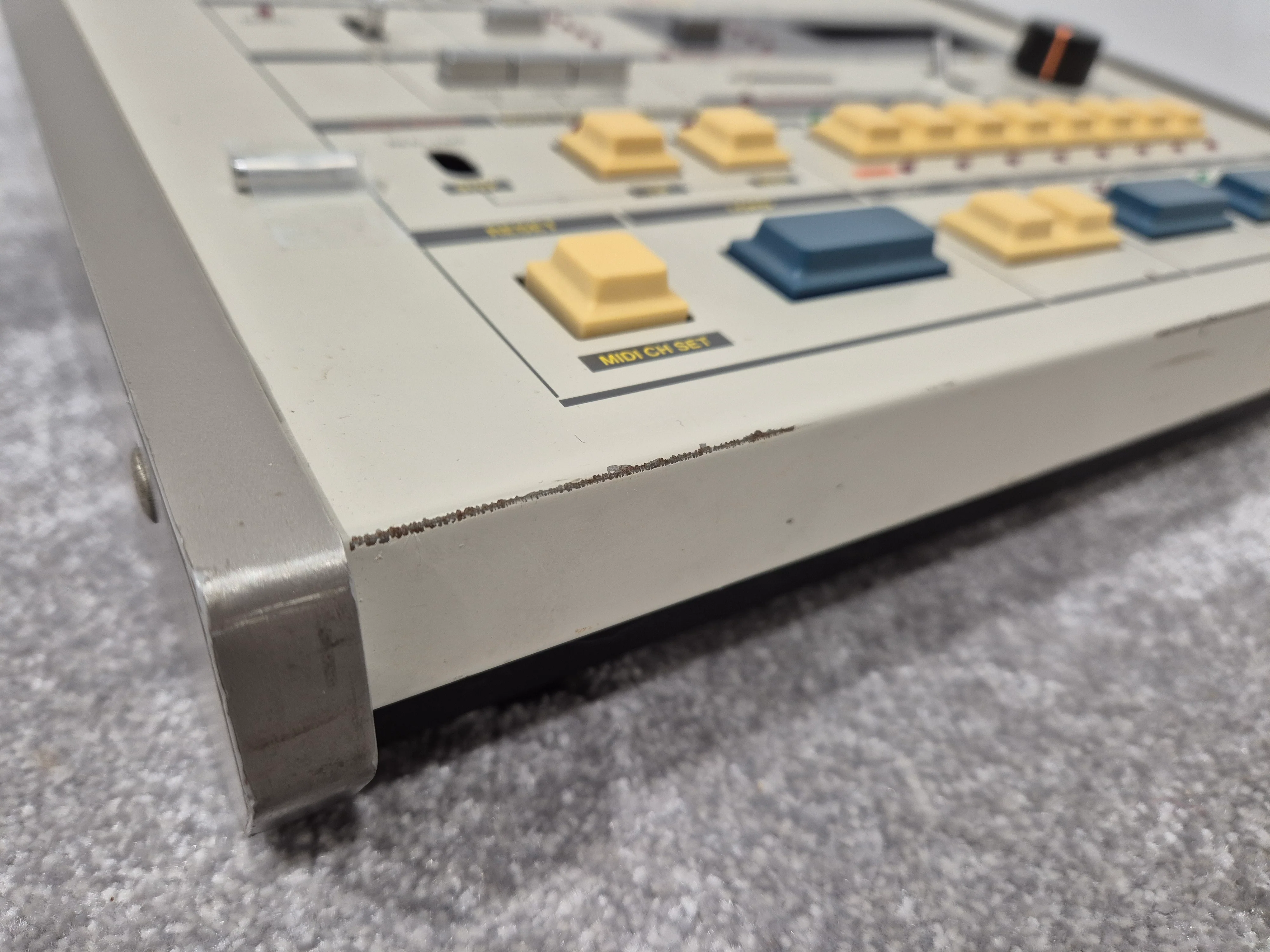 Roland MSQ-700 - Multitrack Digital Keyboard Sequencer (Read Description) - Image 8
