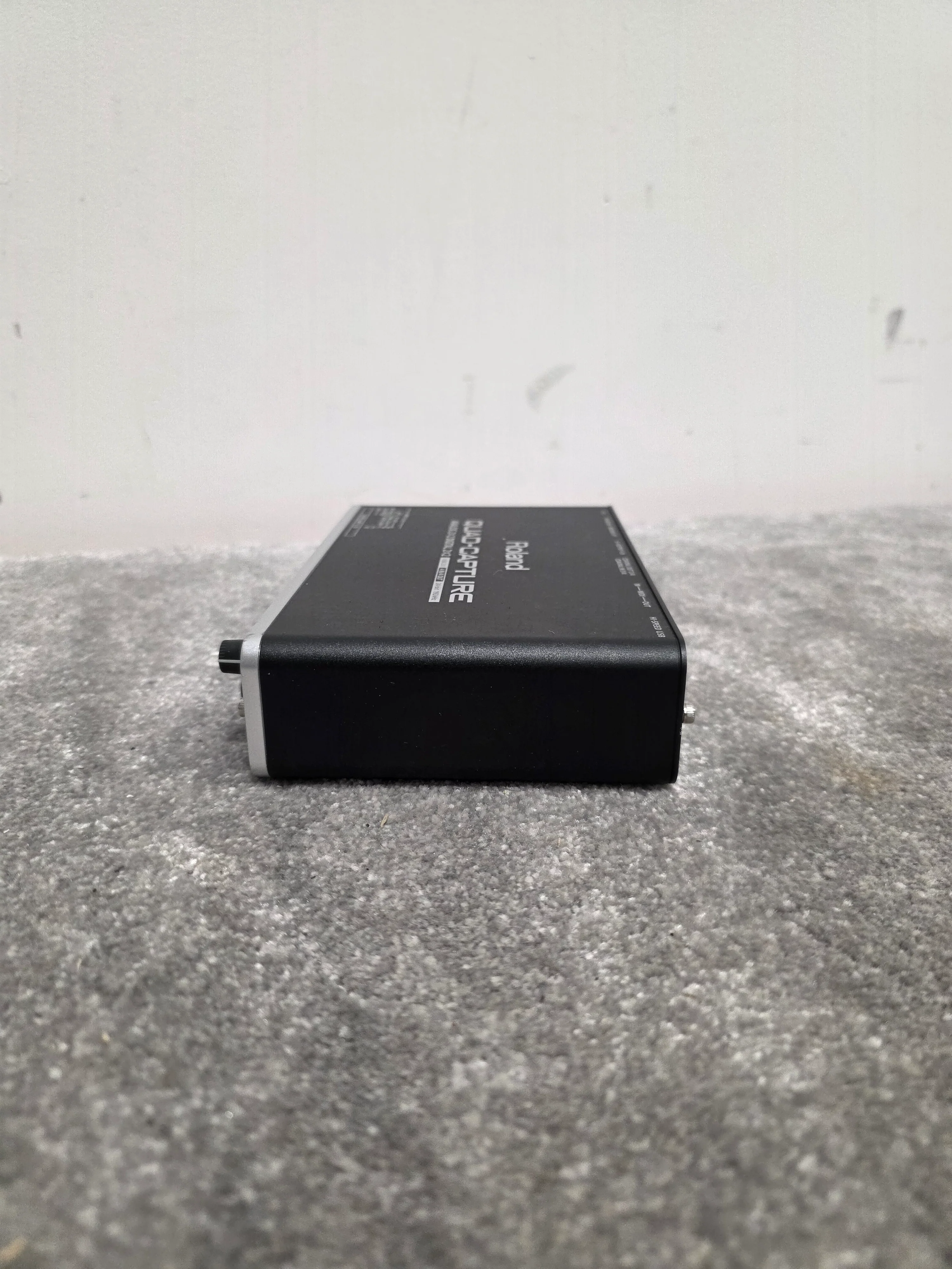 Roland Quad-Capture - USB Audio Interface - Black - Excellent w/ Cables - Image 4