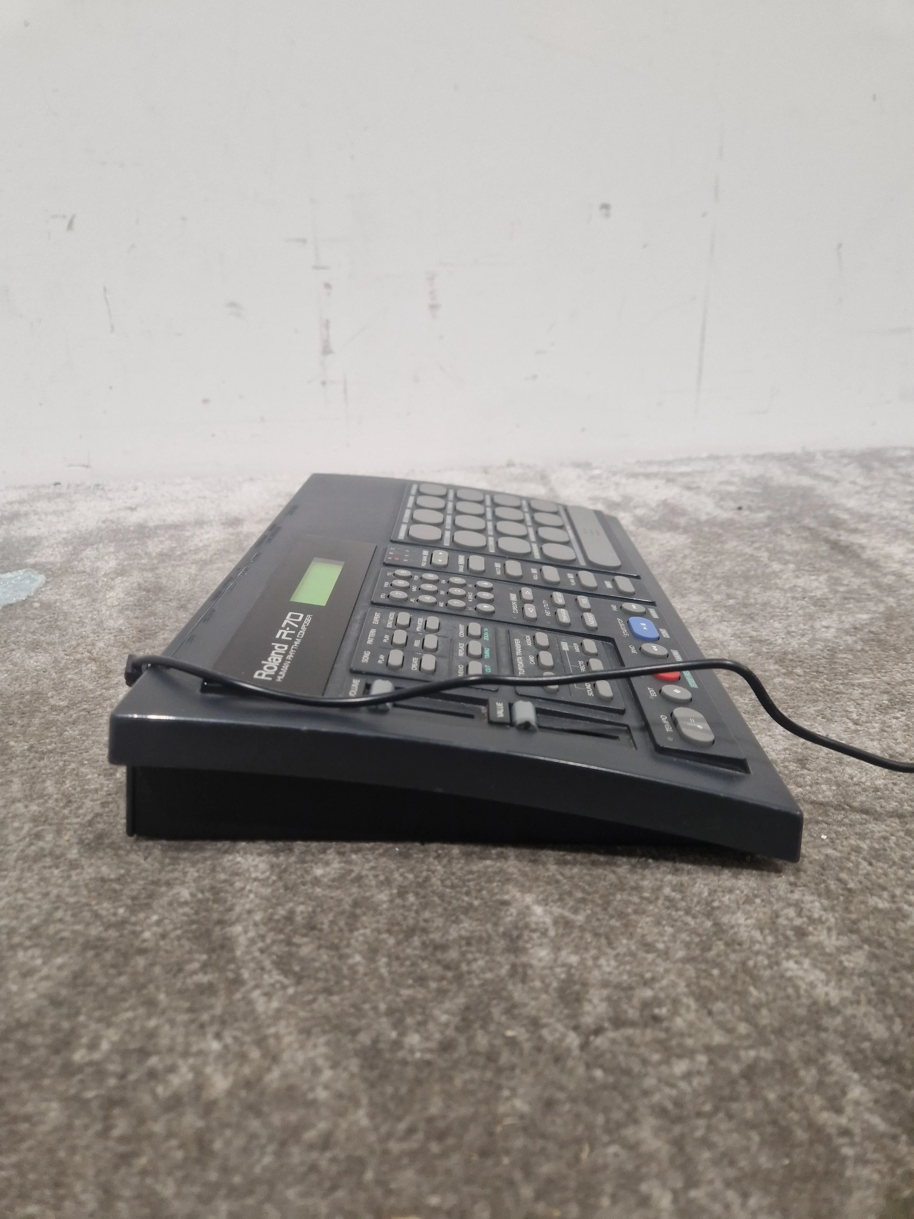Roland R-70 - Human Rhythm Composer - Black - Excellent w/ Power Supply - Image 9