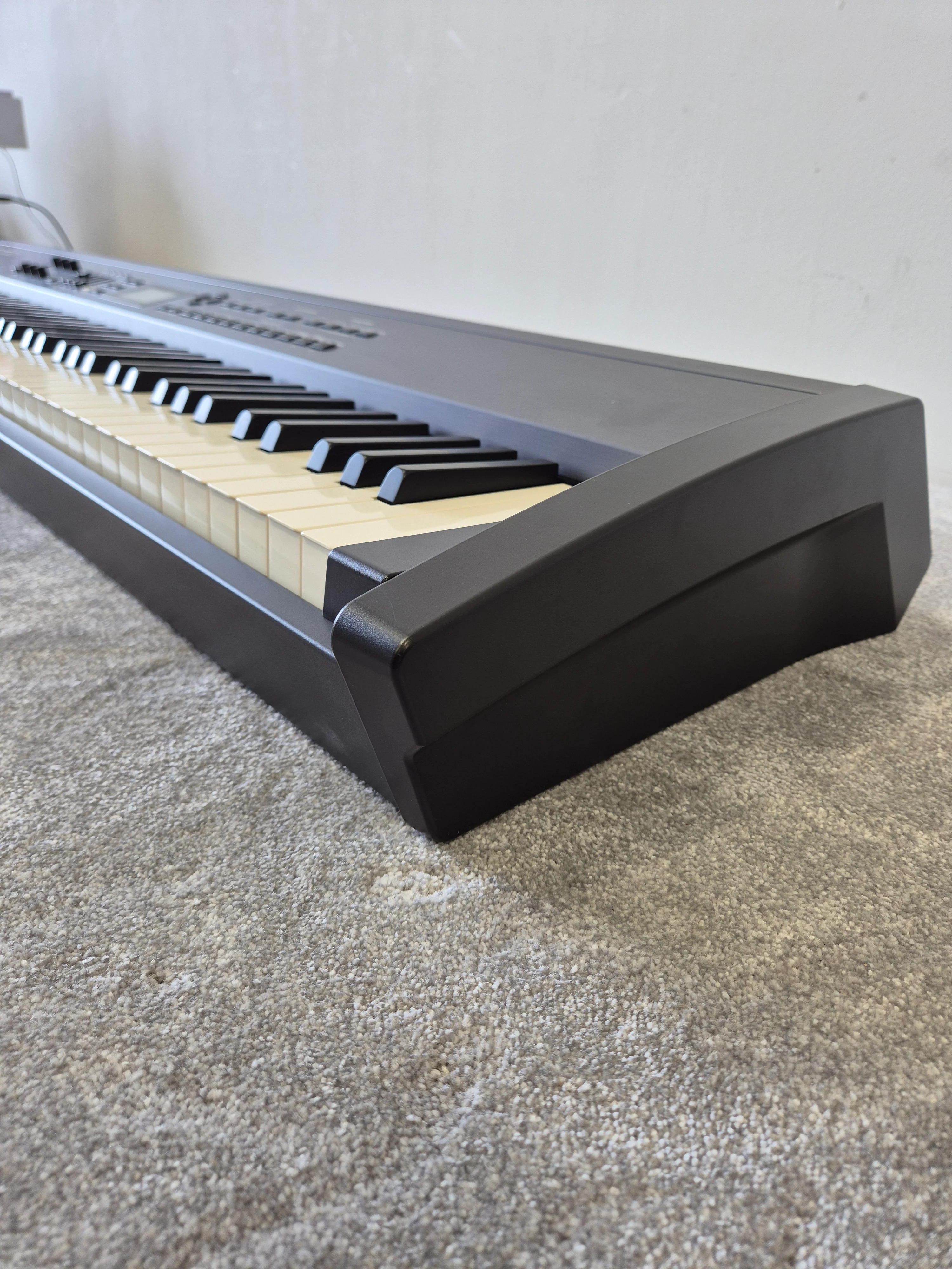 Roland RD-700 - Digital Stage Piano (Read Description) - Image 13