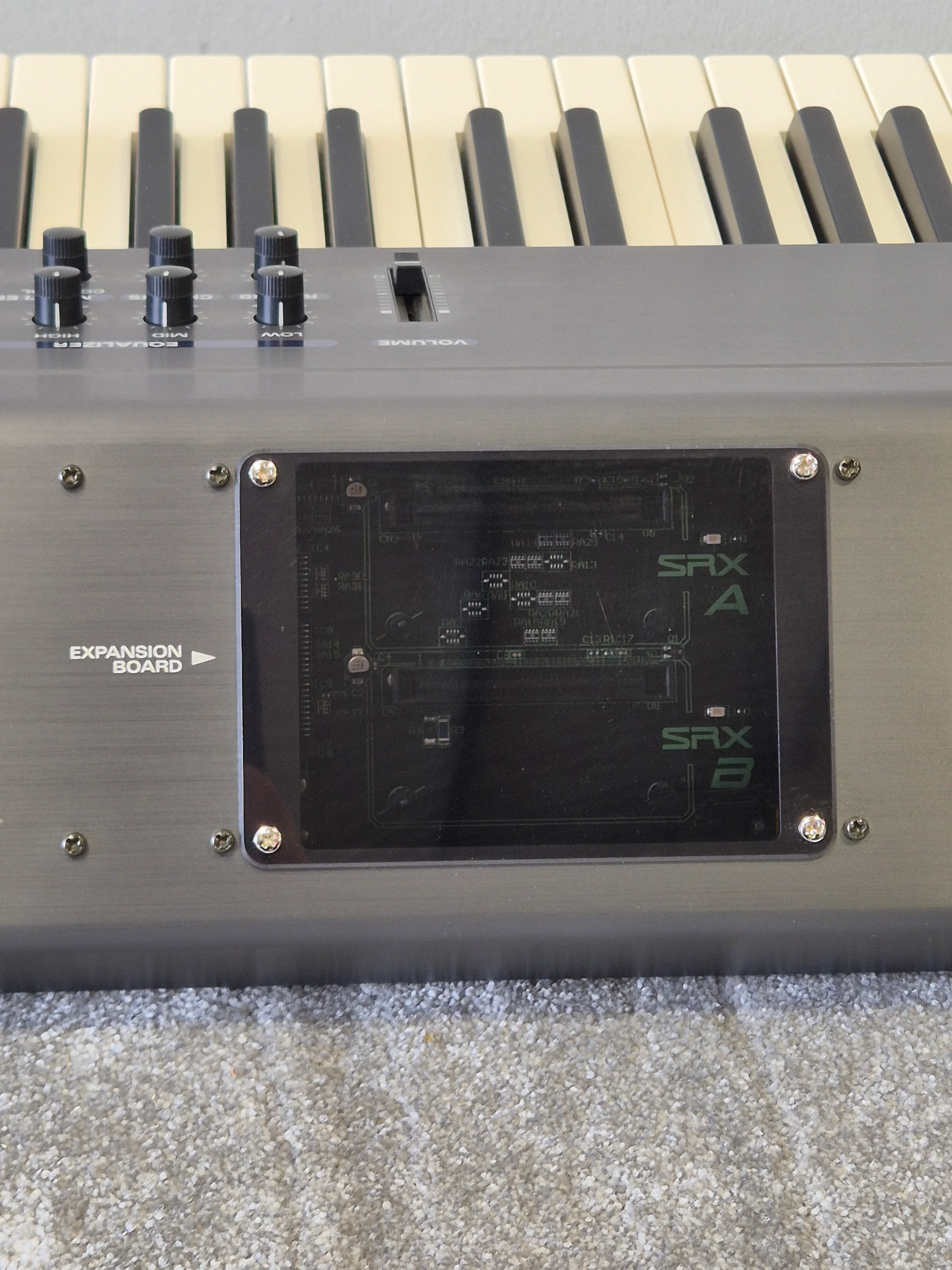 Roland RD-700 - Digital Stage Piano (Read Description) - Image 18