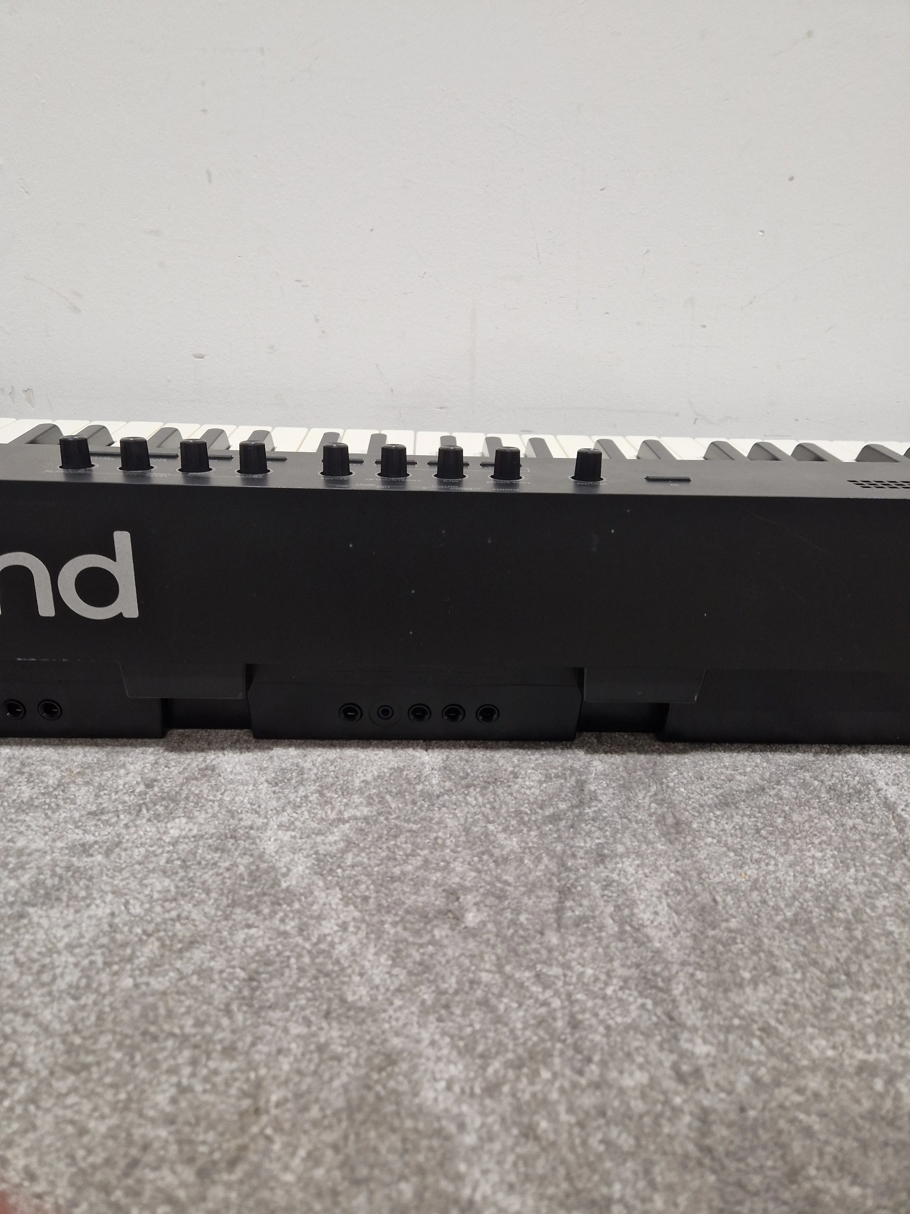 Roland RD-88 Digital Piano - Authentic Sounds - Excellent w/ Power Supply & Pedal - Image 6