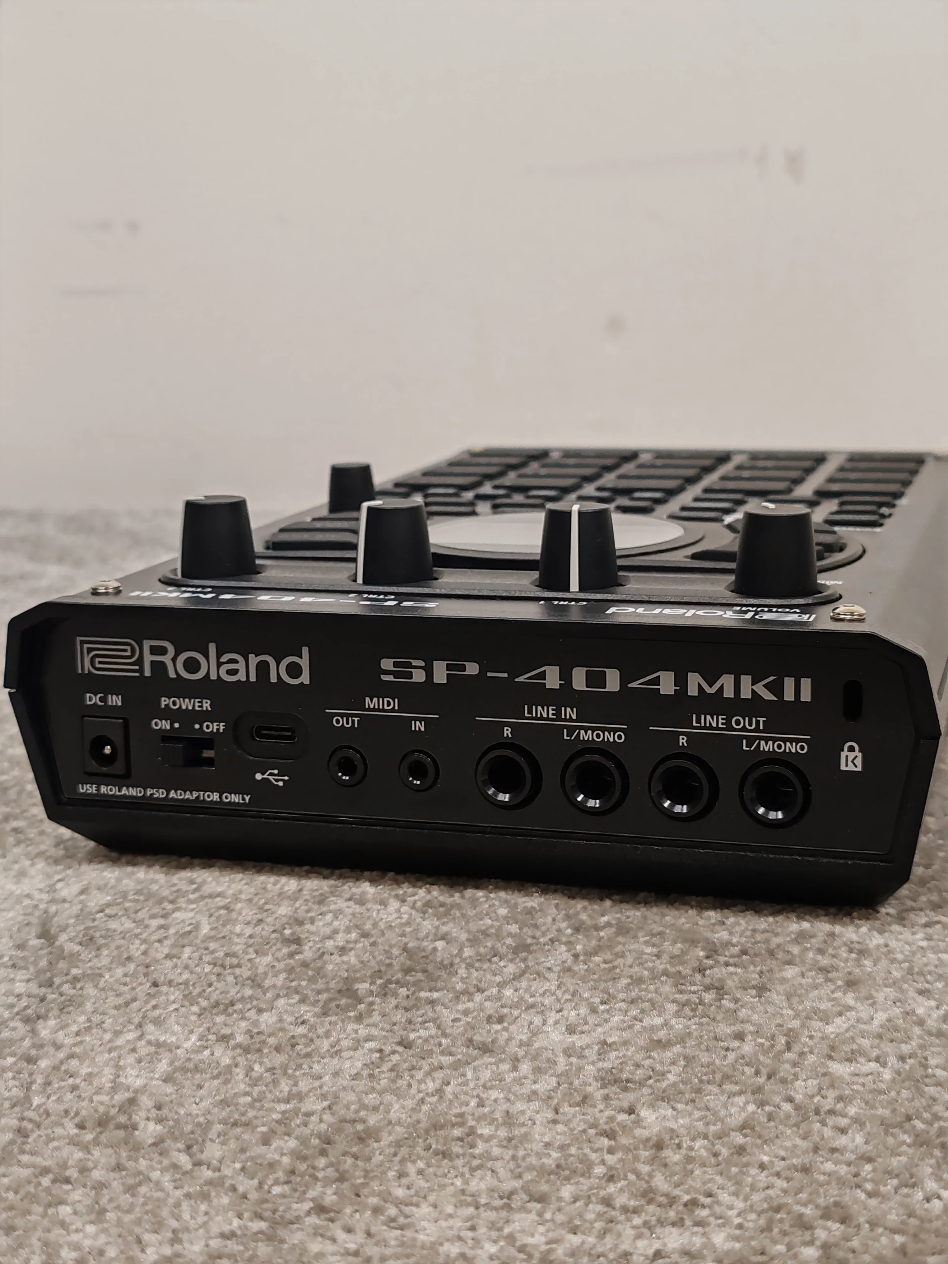 Roland Sp-404 Mkii - Portable Sampler, Sequencer - Excellent w/ Original Box & Power Supply & Manuals - Image 10