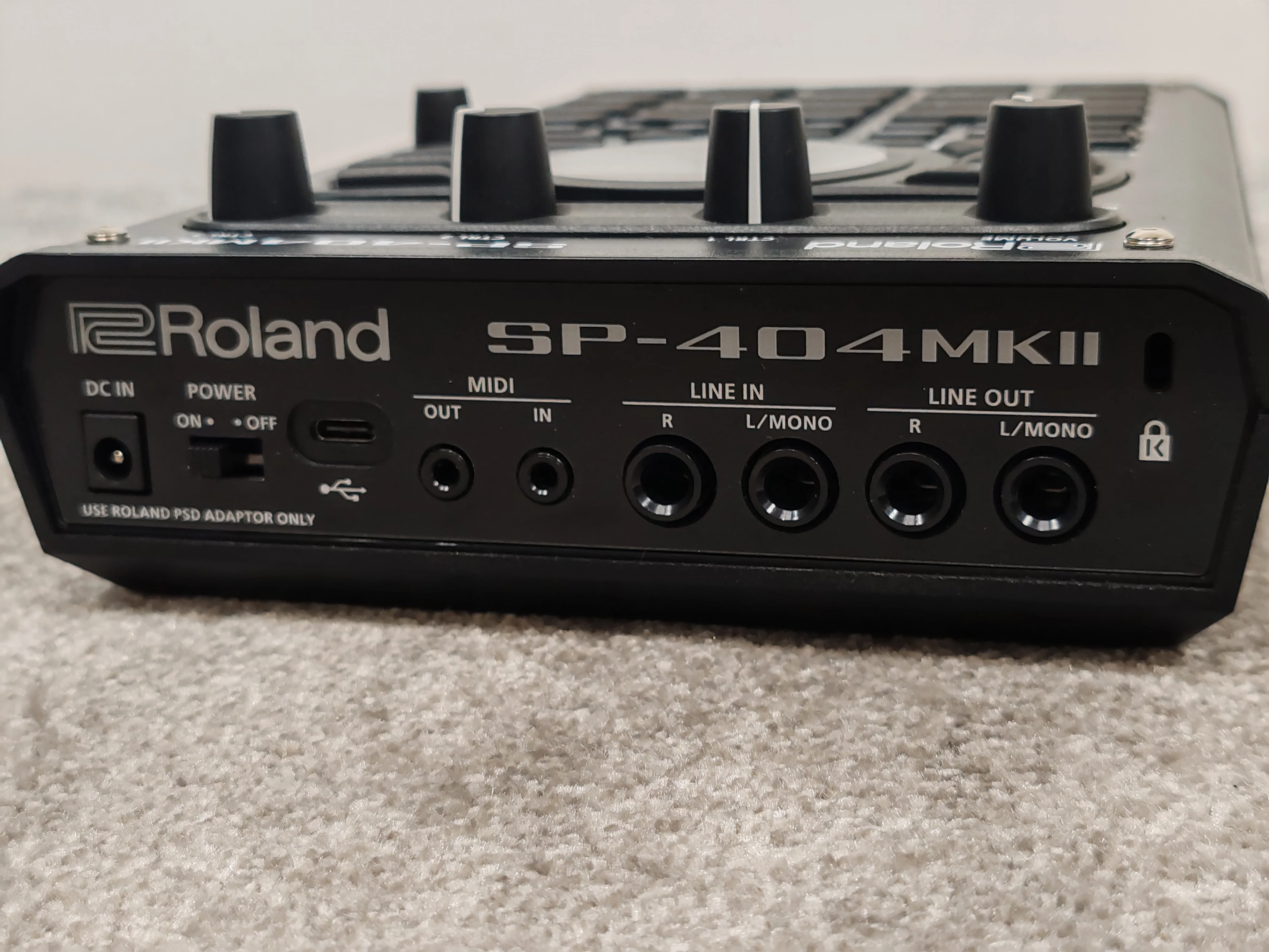 Roland Sp-404 Mkii - Portable Sampler, Sequencer - Excellent w/ Original Box & Power Supply & Manuals - Image 11