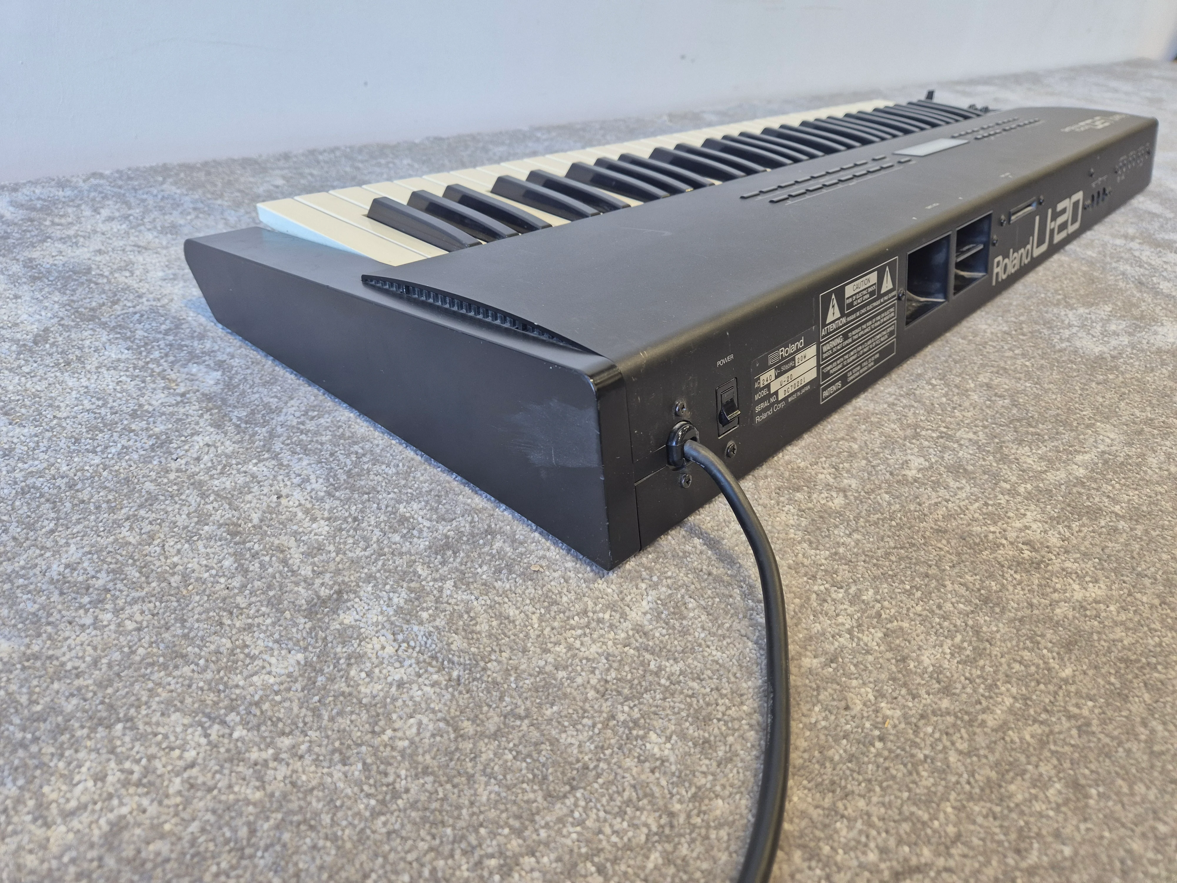 Roland U-20 - PCM-Sample Synthesizer w/ Original Box (Spares or Repairs) - Image 10