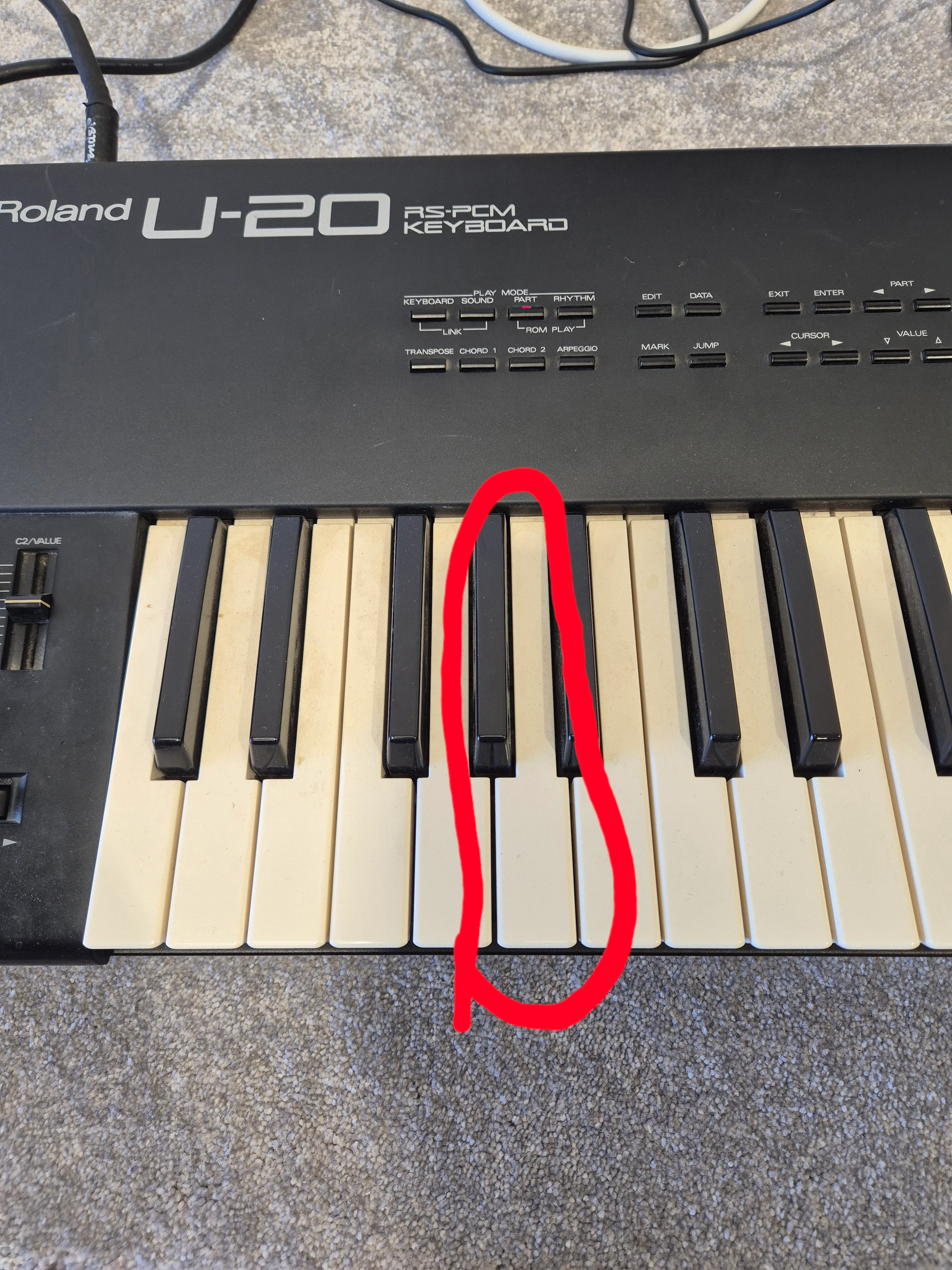 Roland U-20 - PCM-Sample Synthesizer w/ Original Box (Spares or Repairs) - Image 2