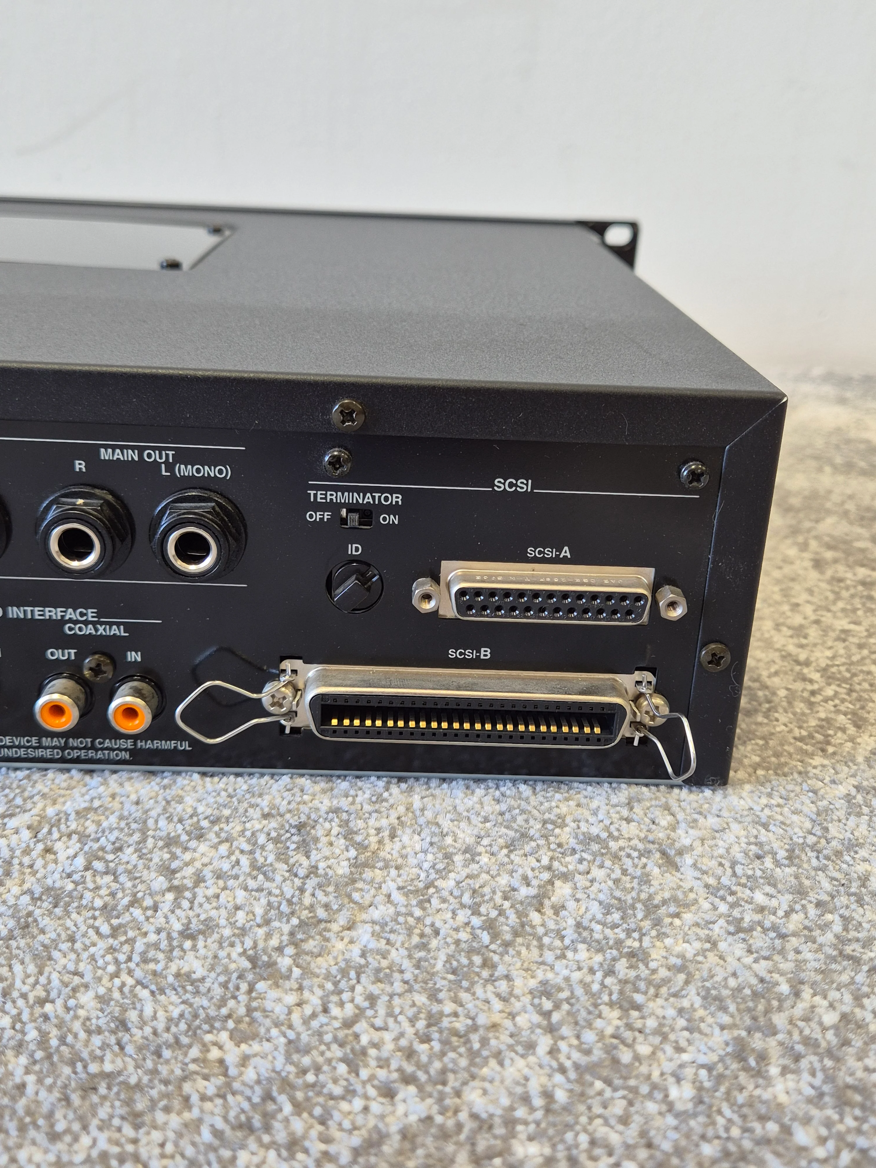 Roland VP-9000 - Variphrase Processor w/ Original Box - Image 10