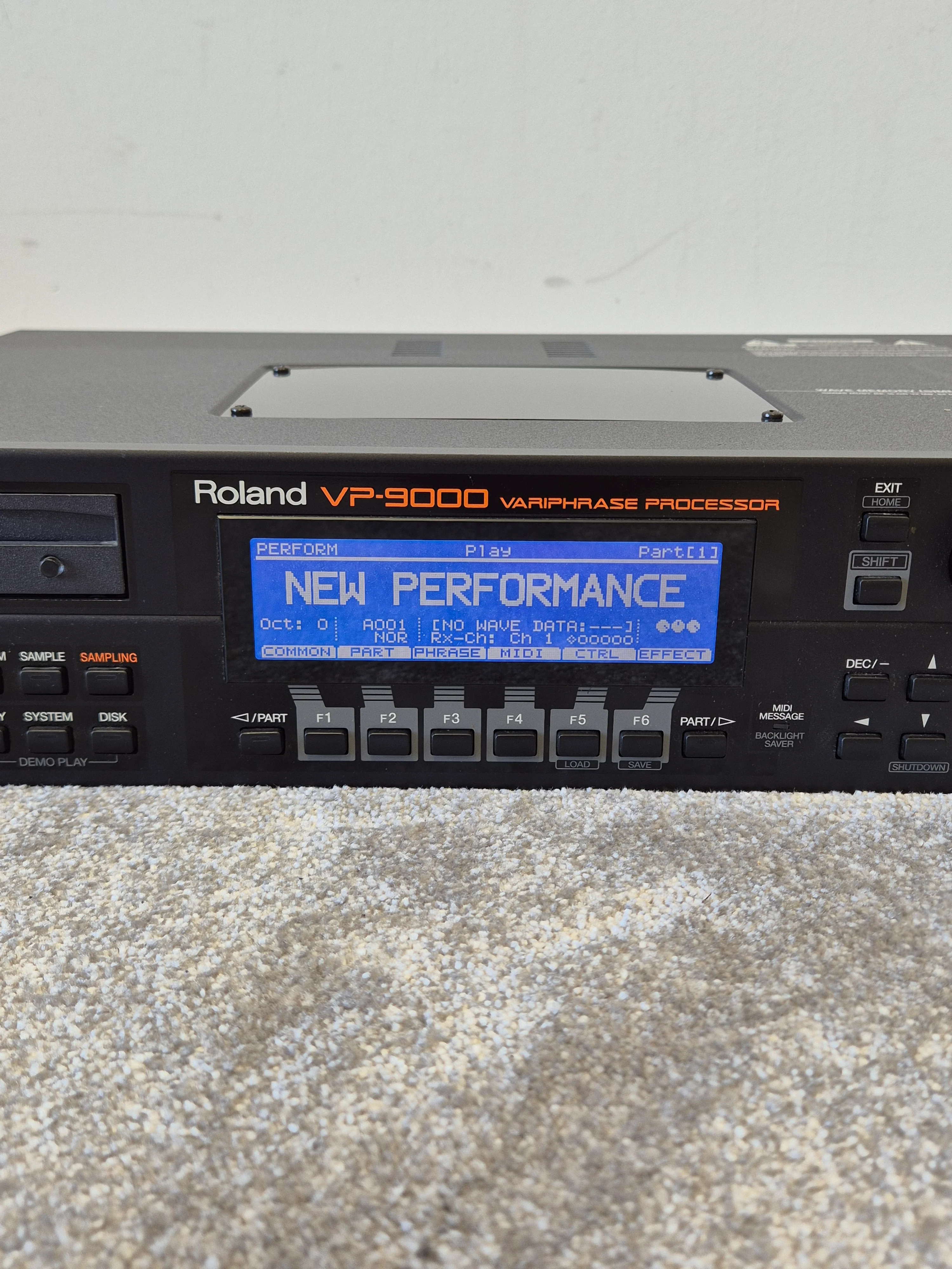 Roland VP-9000 - Variphrase Processor w/ Original Box - Image 3