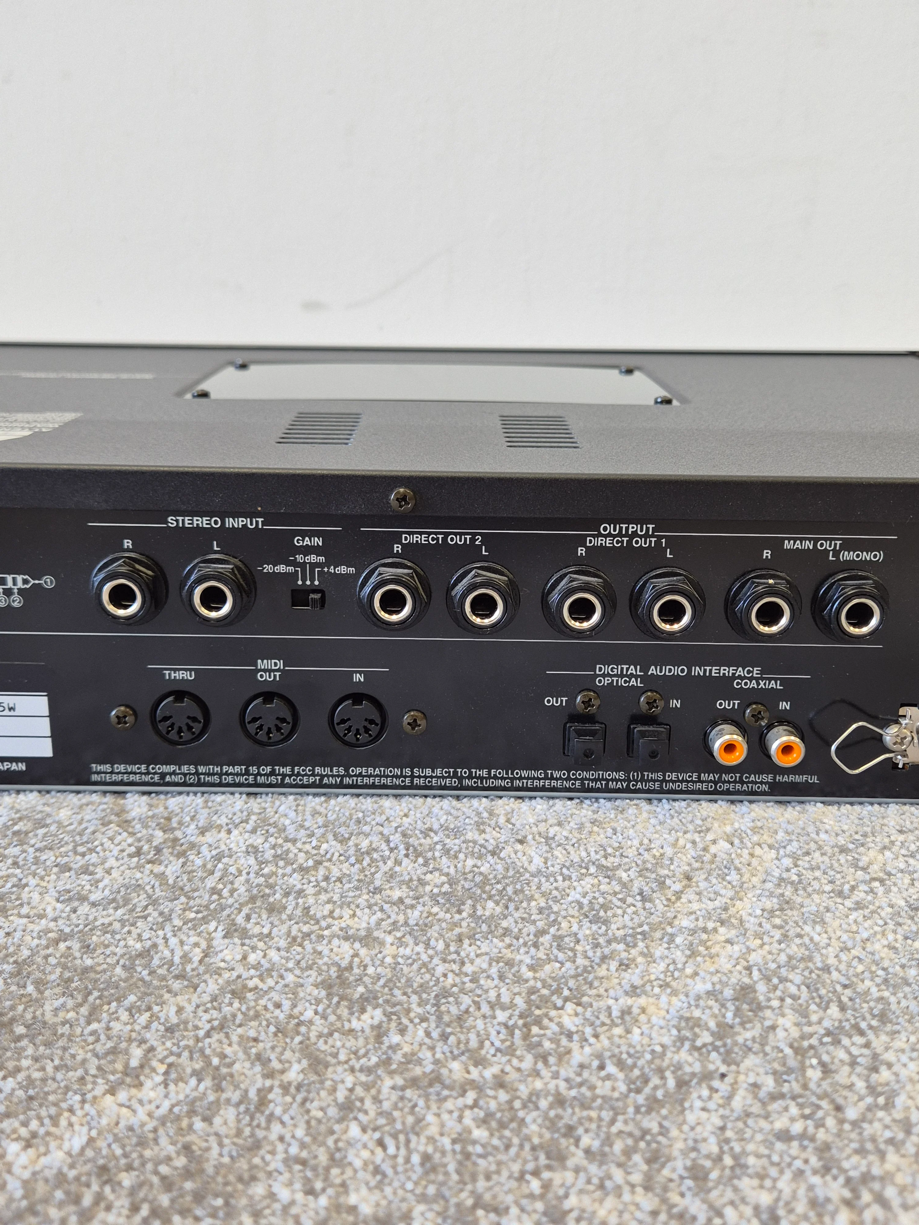 Roland VP-9000 - Variphrase Processor w/ Original Box - Image 9