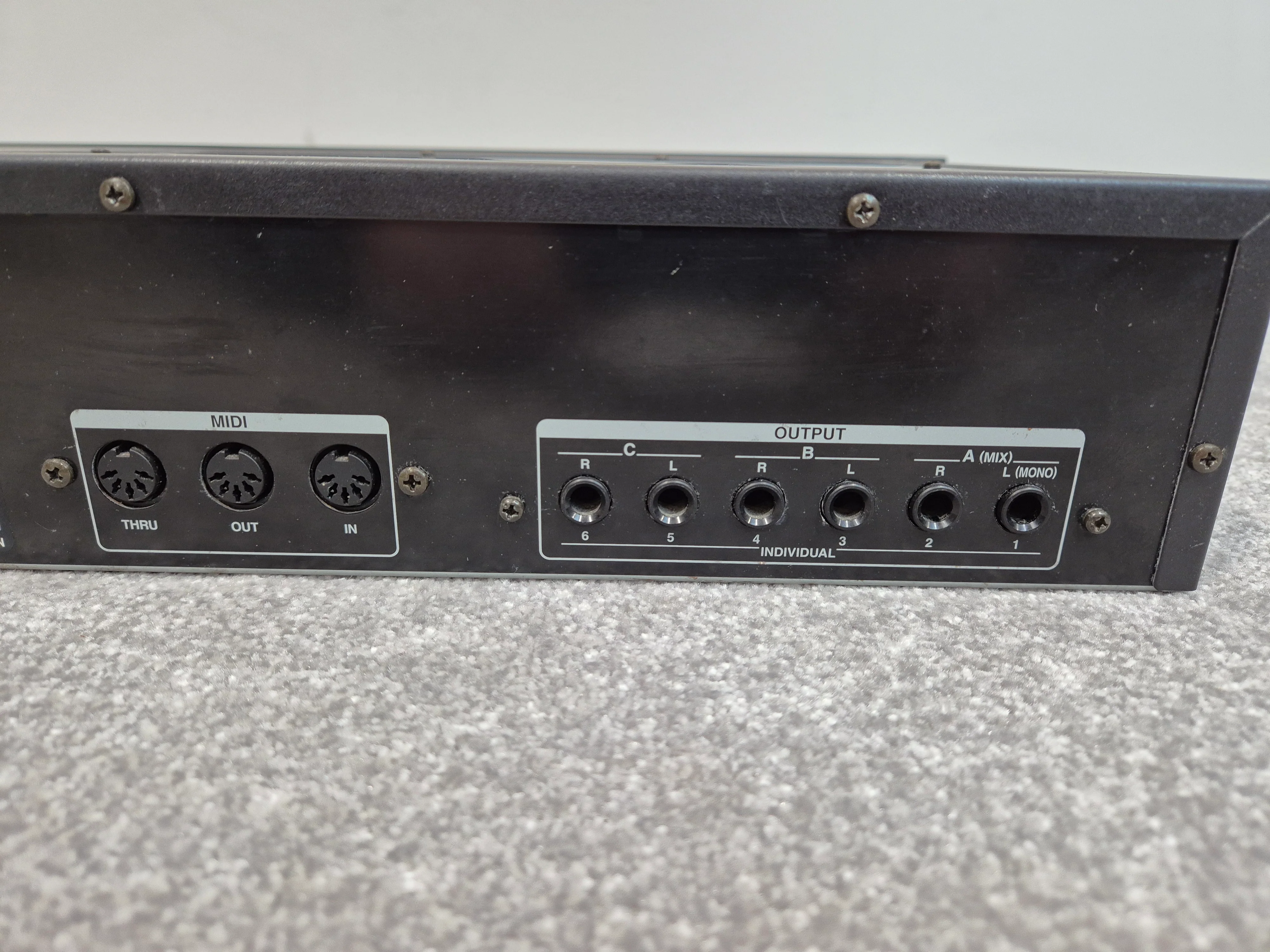Roland XV-3080 - Synthesizer Module - Black - Image 8