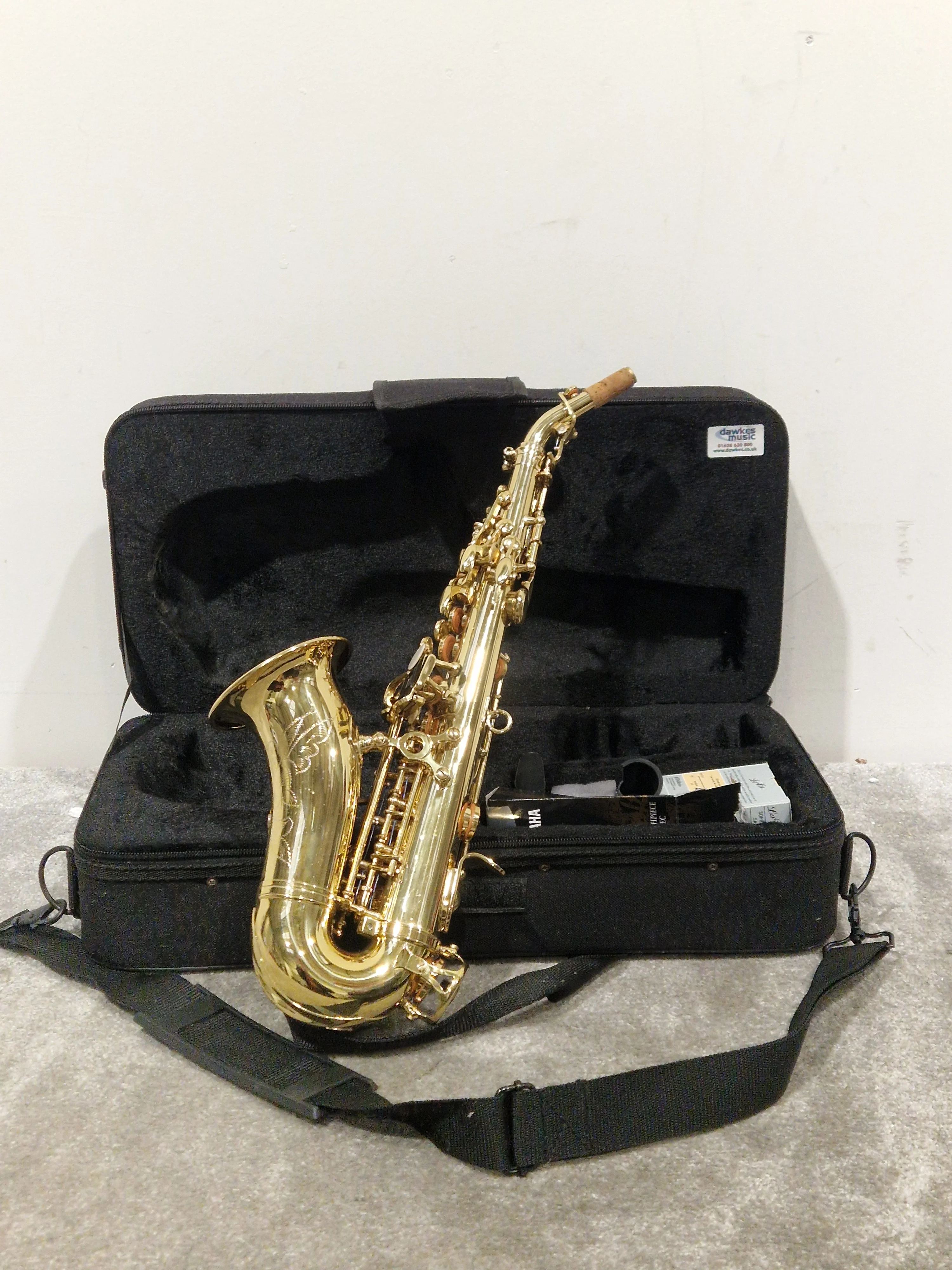 Rosetti Series 7 Curved Soprano Saxophone 89CSP7L - Smooth Tone Performance - Excellent w/ Hard Case & Accessories For saxophone - Image 2