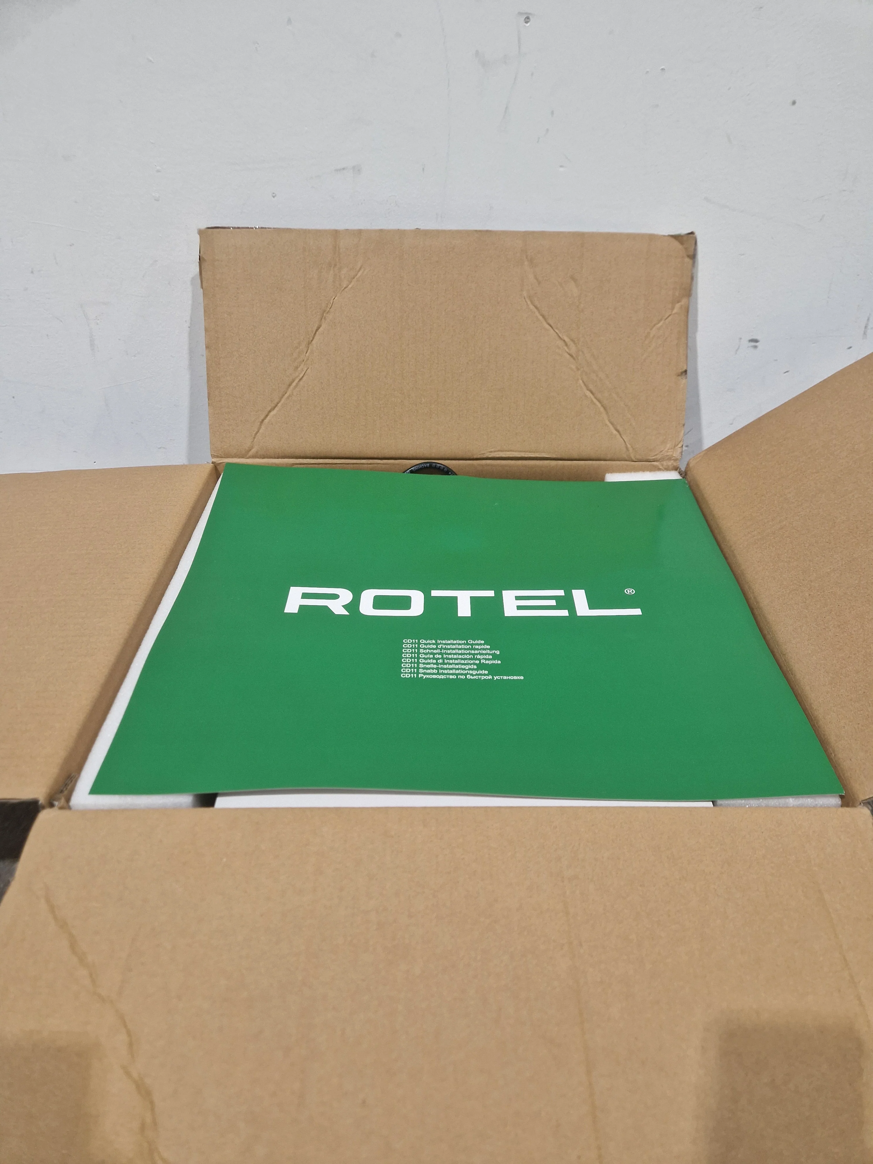 Rotel CD11 - Stereo Compact Disc Player - Silver - Good w/ Original Box - Image 8