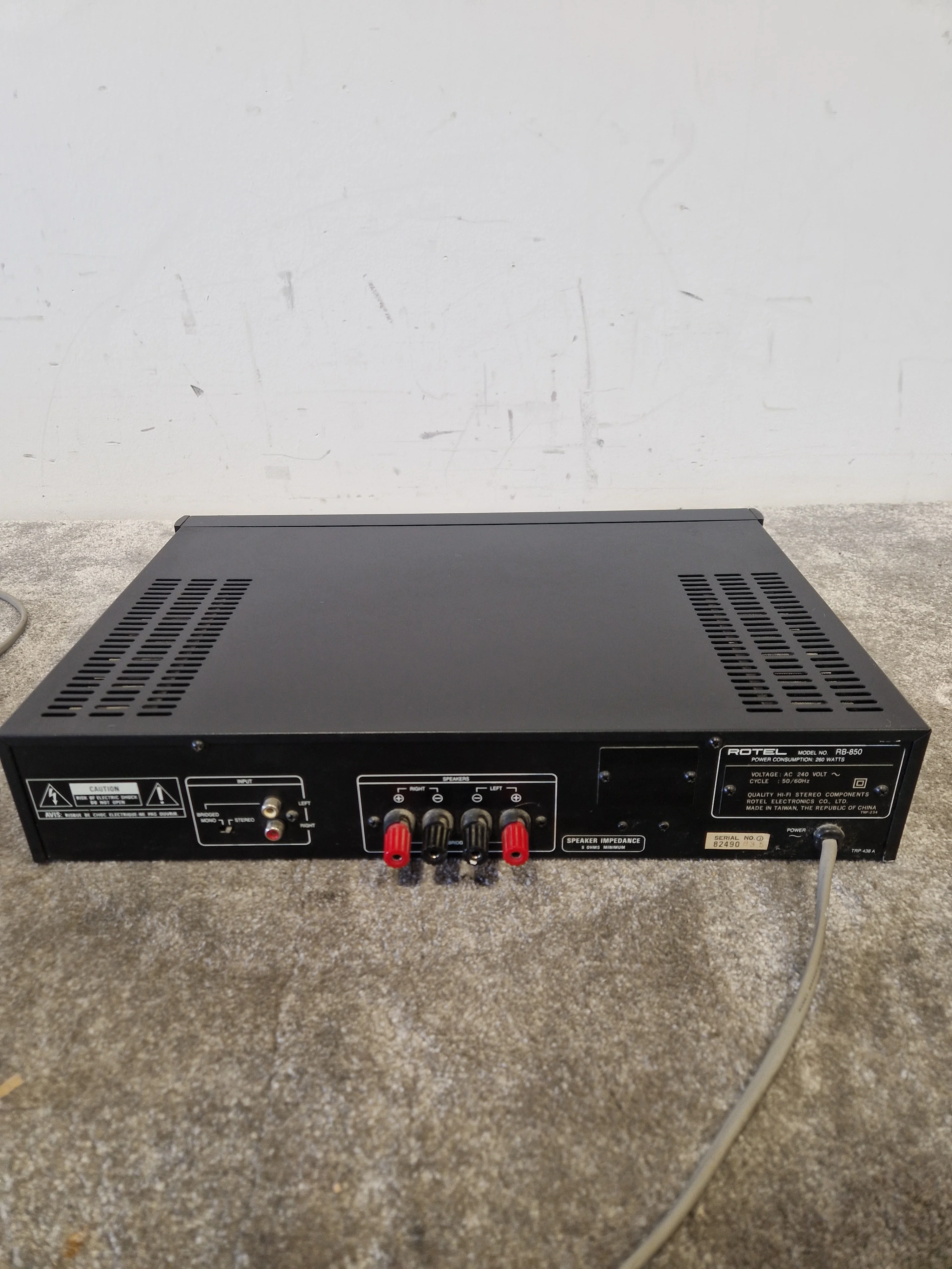 Rotel RB-850 - Stereo Power Amplifier - Excellent - Image 9