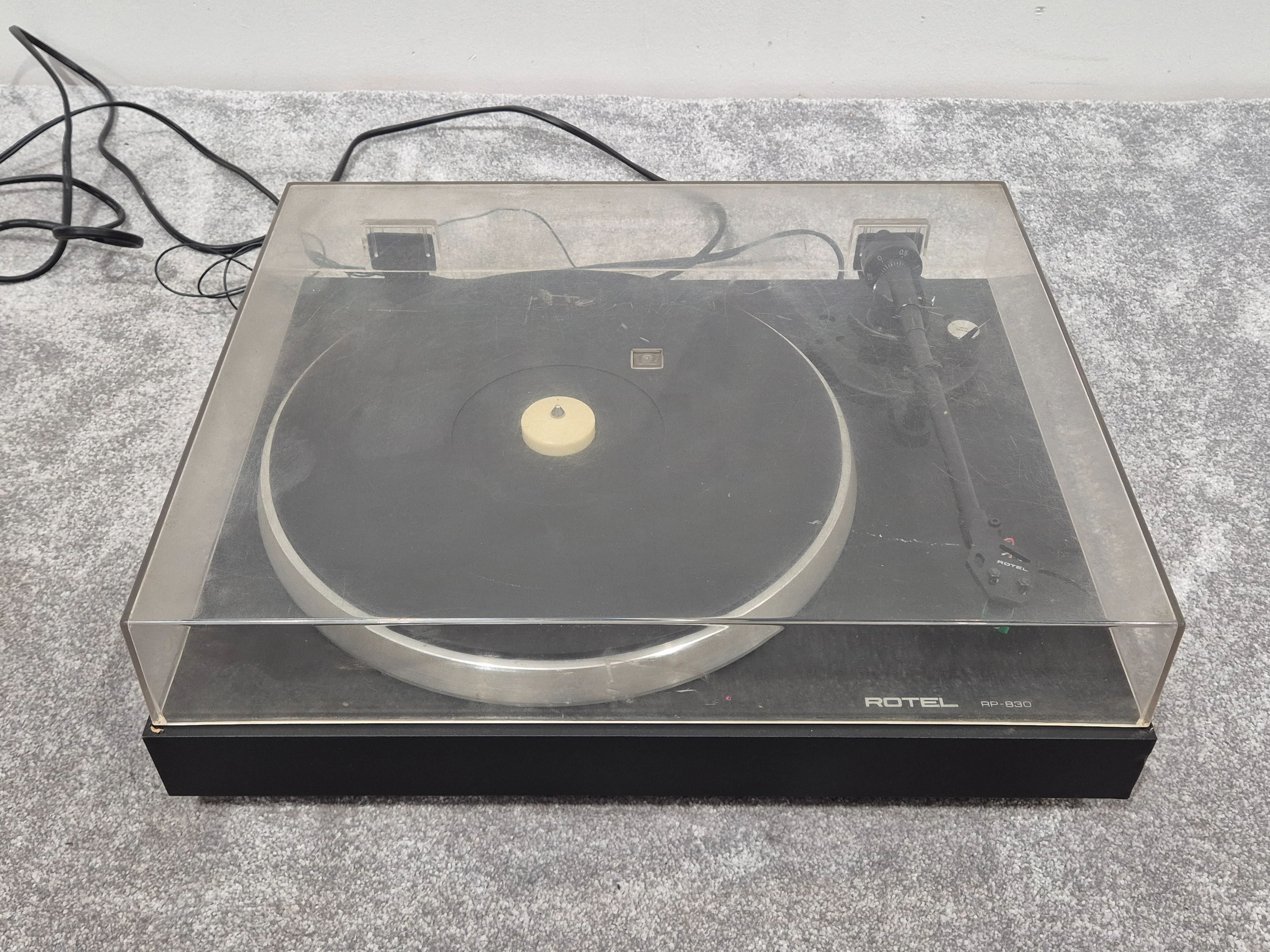 Rotel RP-830 - Belt-Drive Turntable - Good - Image 8