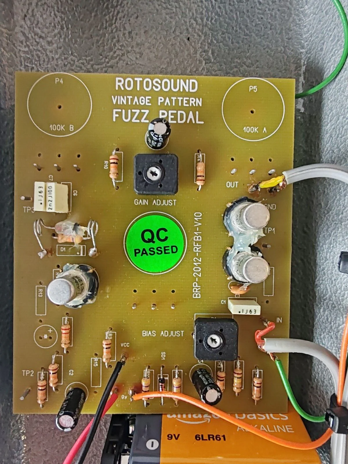 Rotosound Vintage Fuzz Pedal, RFB1 Guitar Effects Pedal - Free UK Shipping - Image 4
