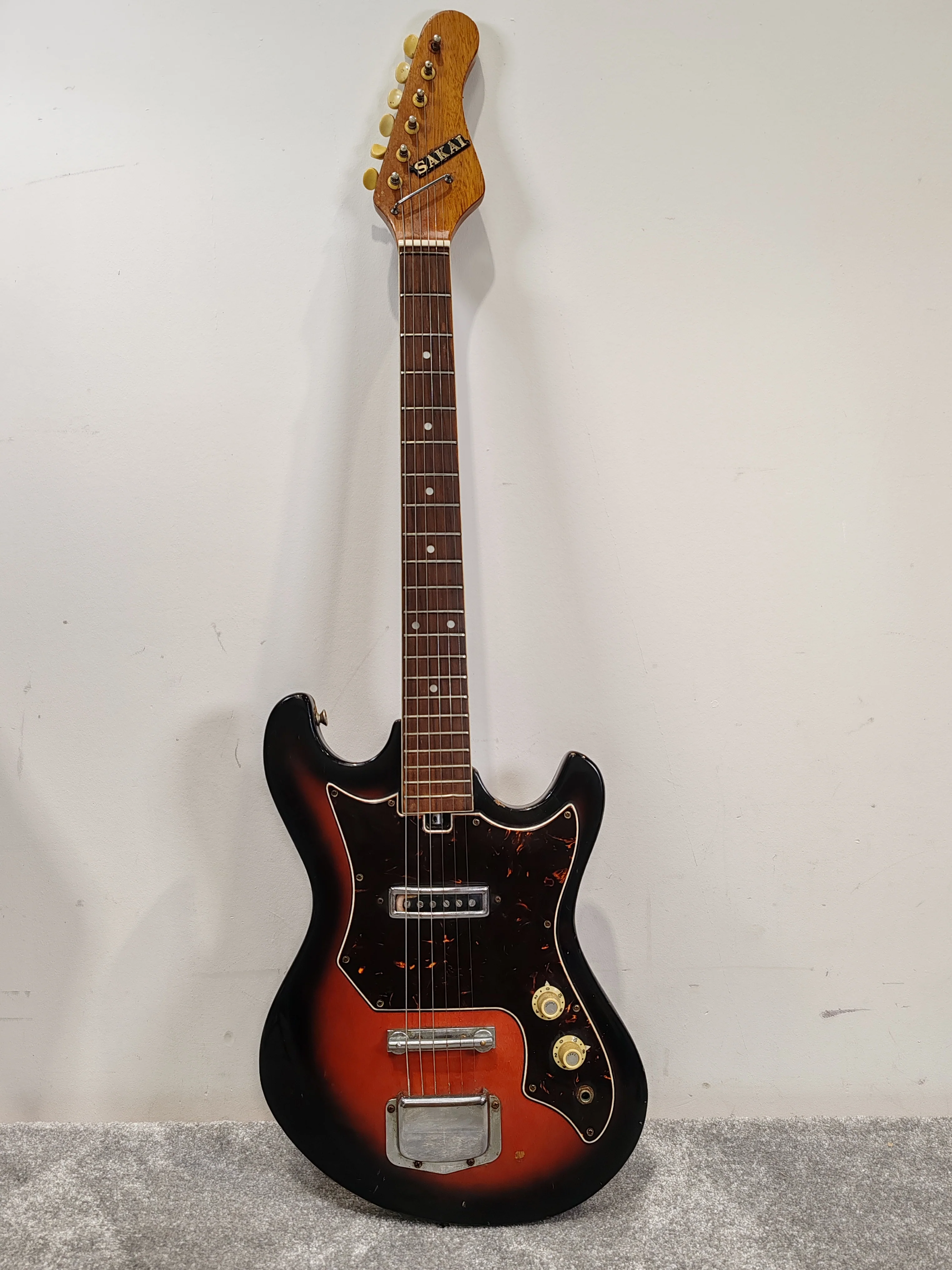 Sakai EG1 – Made in Japan Vintage Electric Guitar – Fair - Image 2