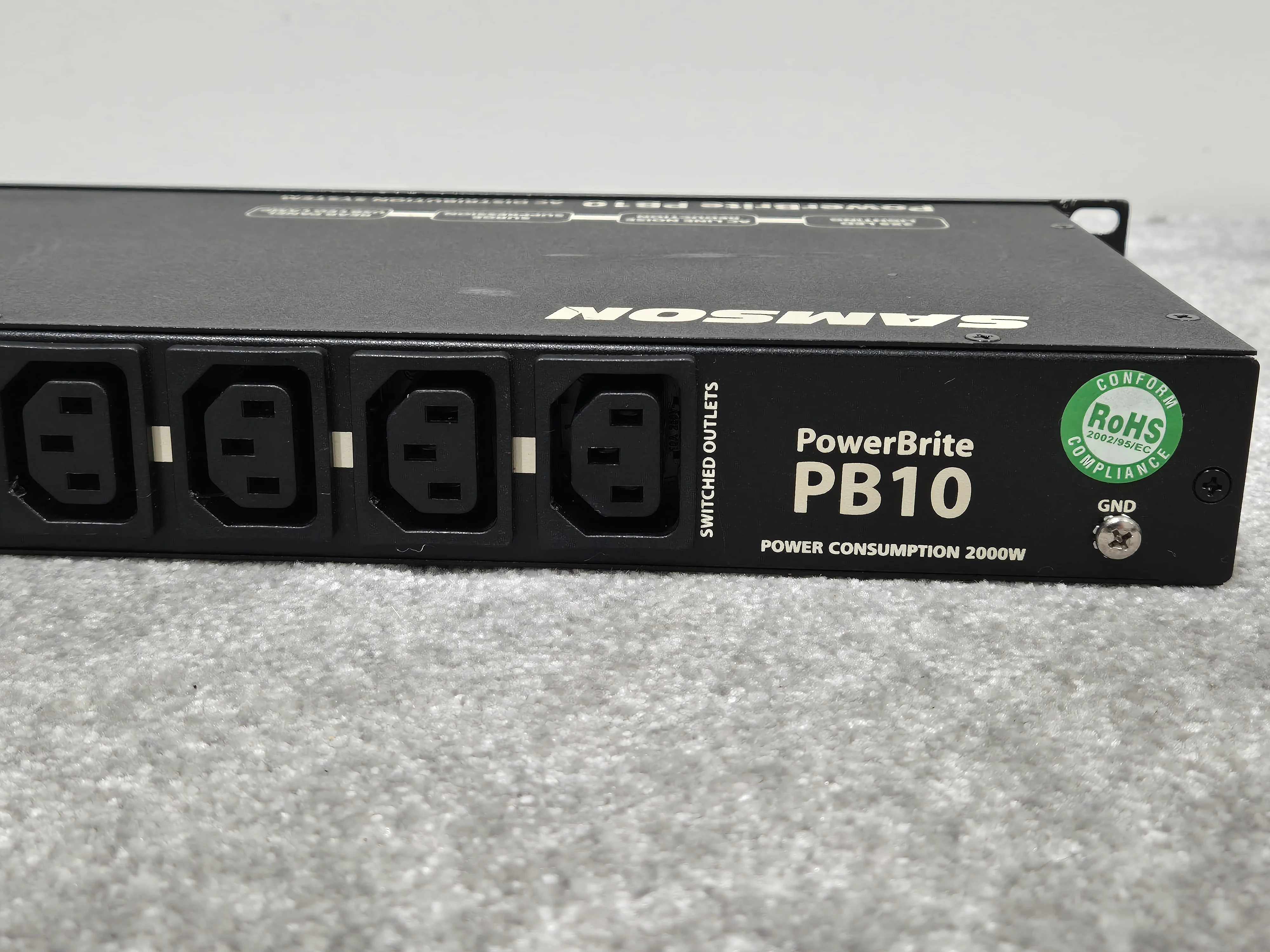 Samson PowerBrite PB10 - 19-inch Rackmount Power Conditioner - Image 10