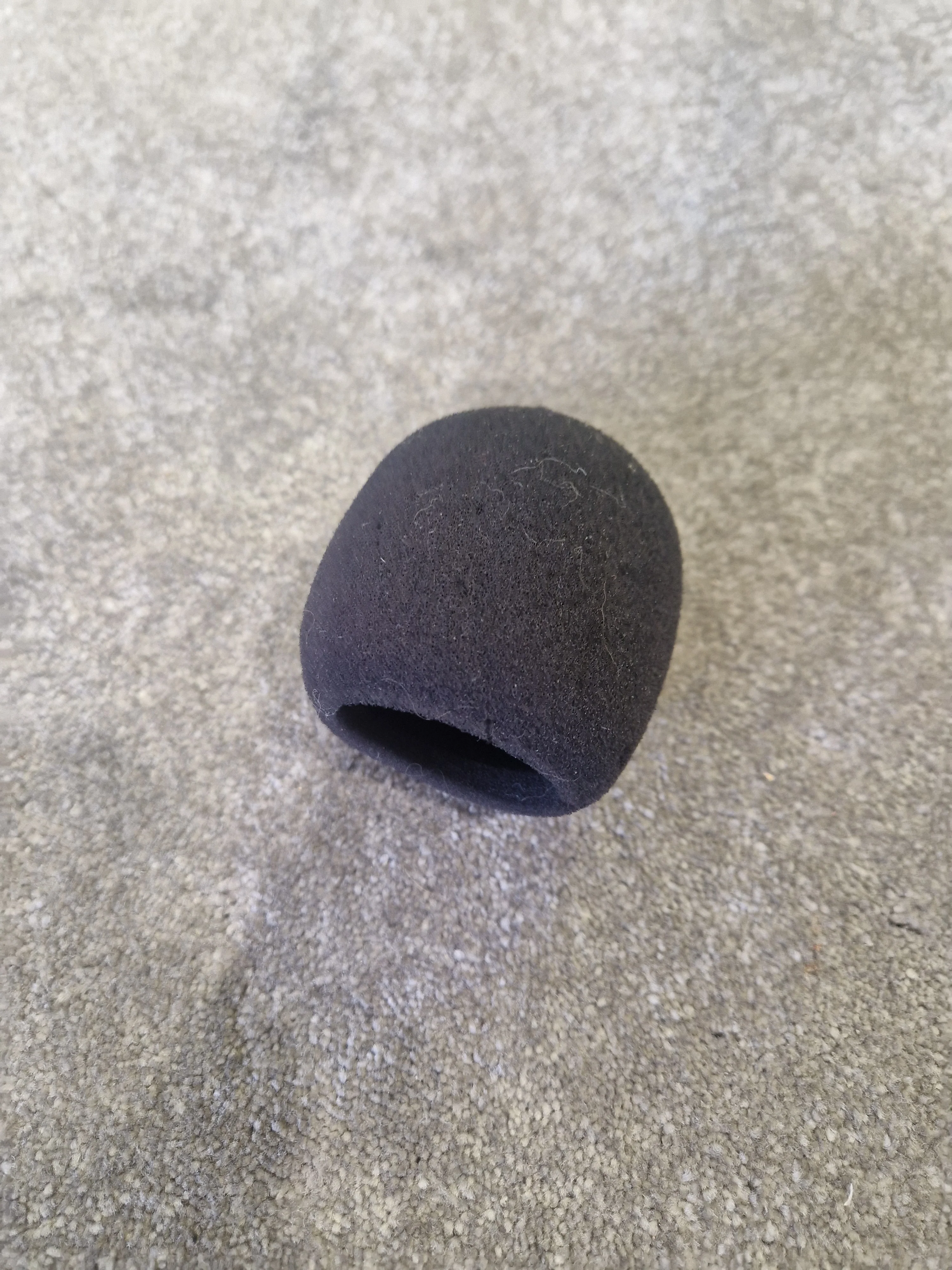 Samson R11 – Hypercardioid Dynamic Mic, Neodymium Capsule – Good w/ Proel Die Hard Mic Cable - Image 3